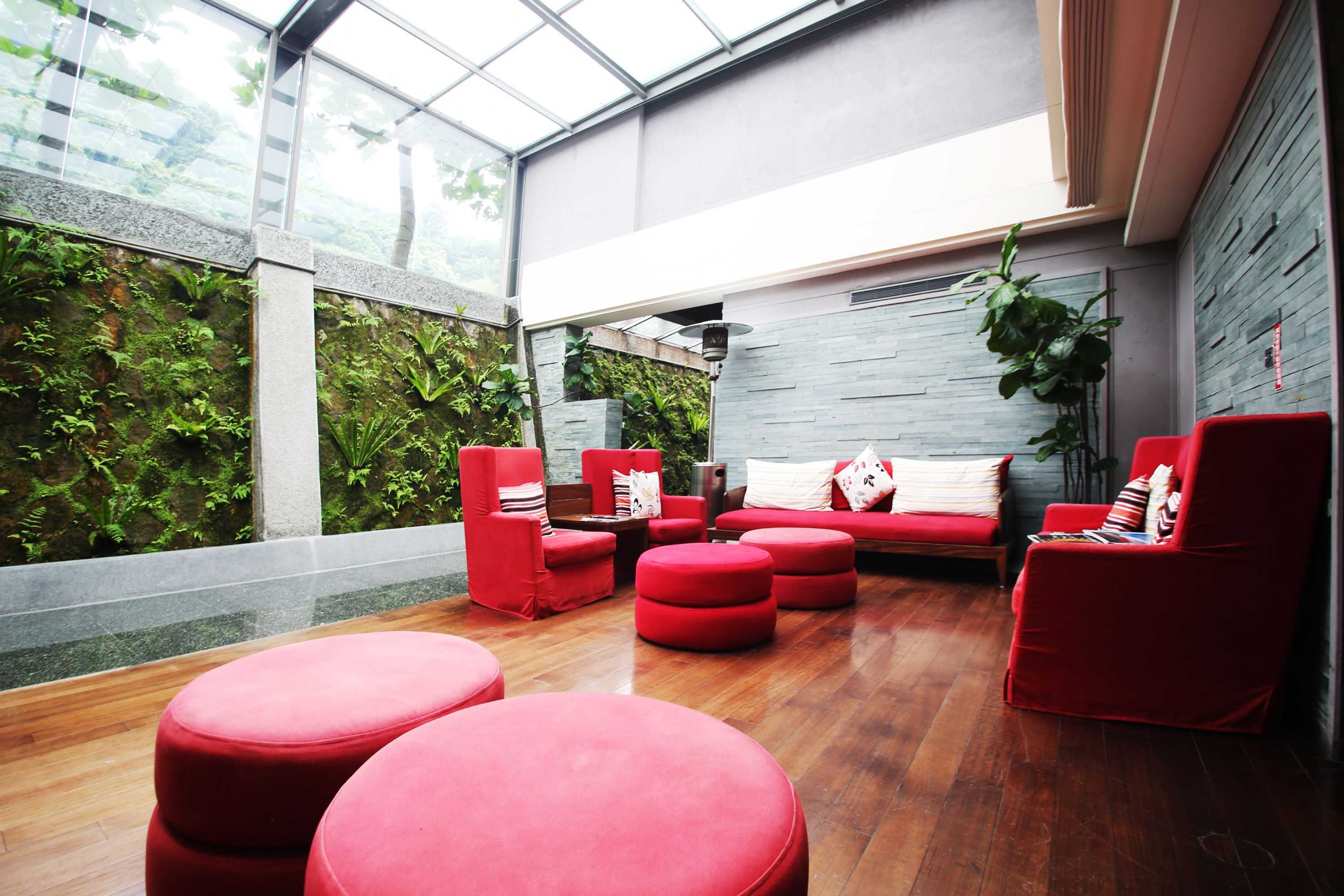 Gift card for Check Inn Select Taipei Yangmingshan