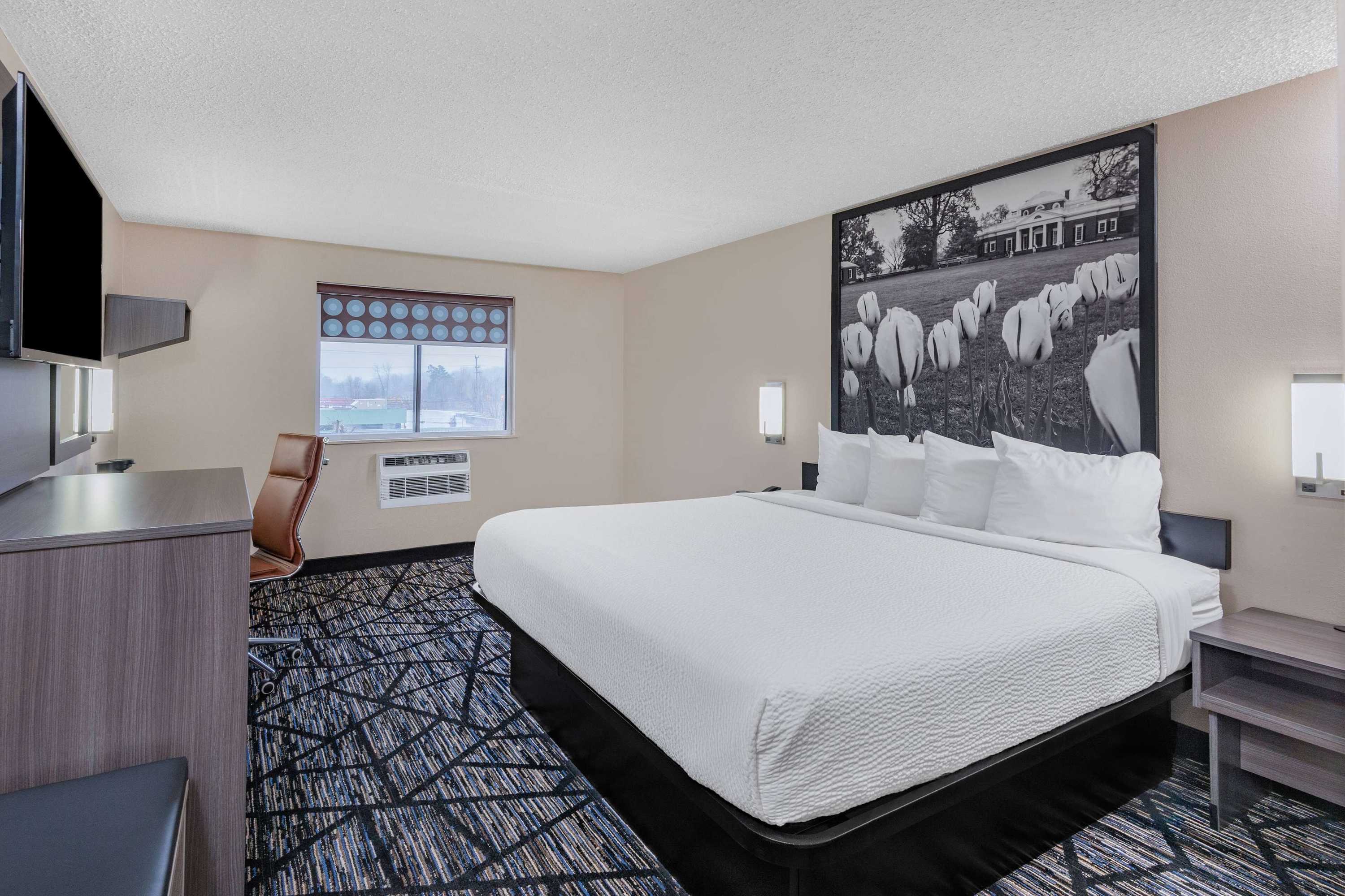 Gift card for Super 8 by Wyndham Charlottesville Gift card for Super 8 by Wyndham Charlottesville