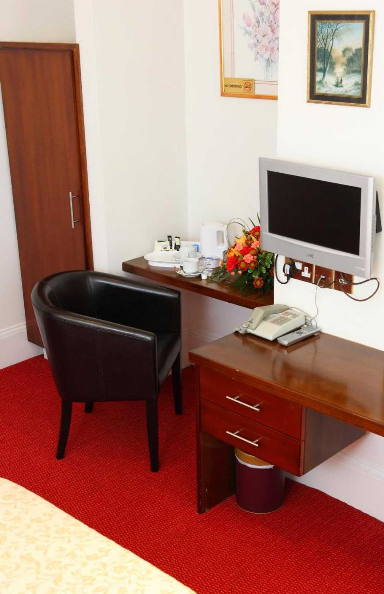 Gift card for Cambridge Hotel Gatwick