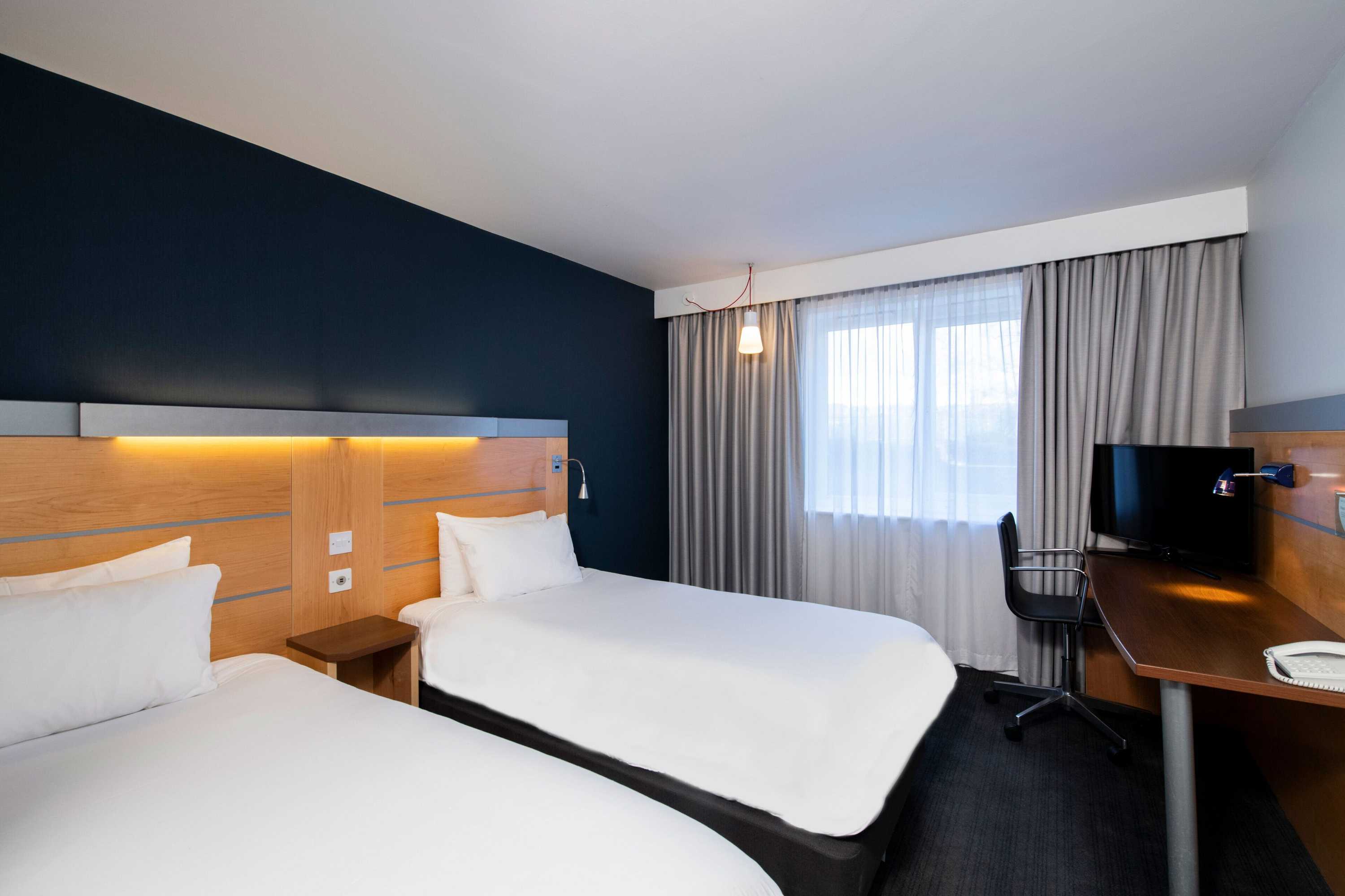 Gift card for Holiday Inn Express Hamilton by Ihg Gift card for Holiday Inn Express Hamilton by Ihg