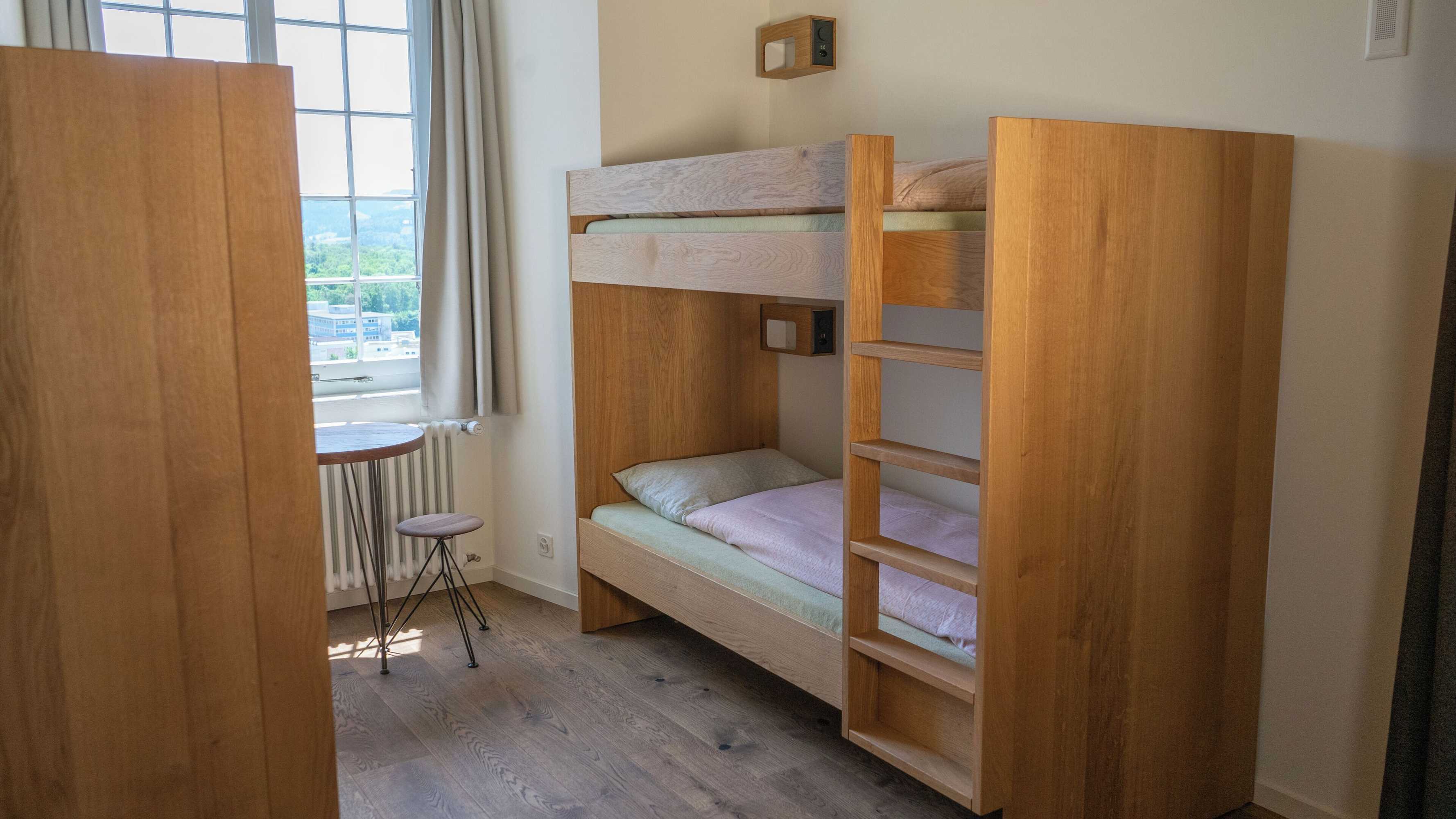 Gift card for Schloss Burgdorf Youth Hostel