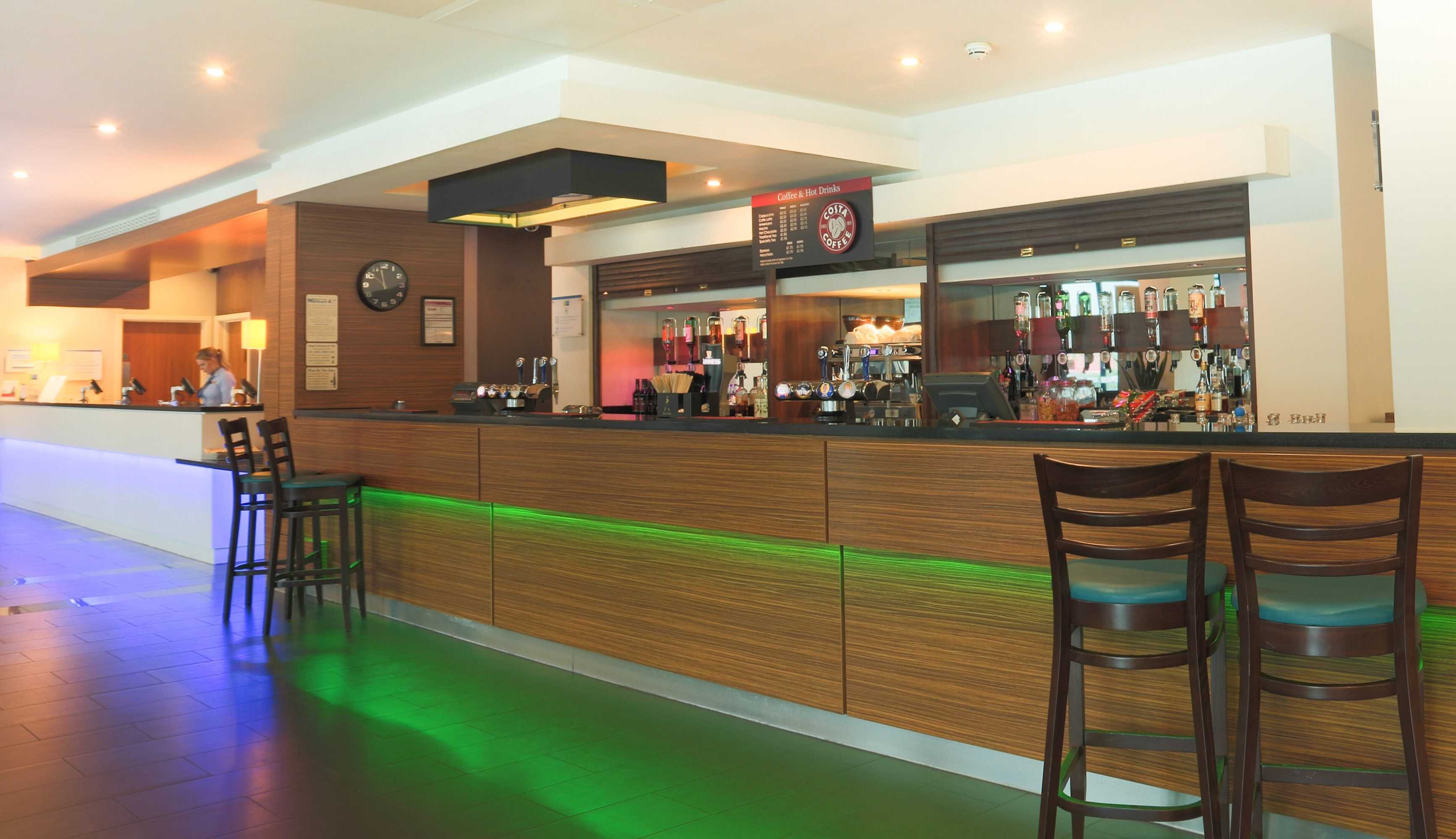Gift card for Holiday Inn Express London Heathrow T5 by Ihg Gift card for Holiday Inn Express London Heathrow T5 by Ihg