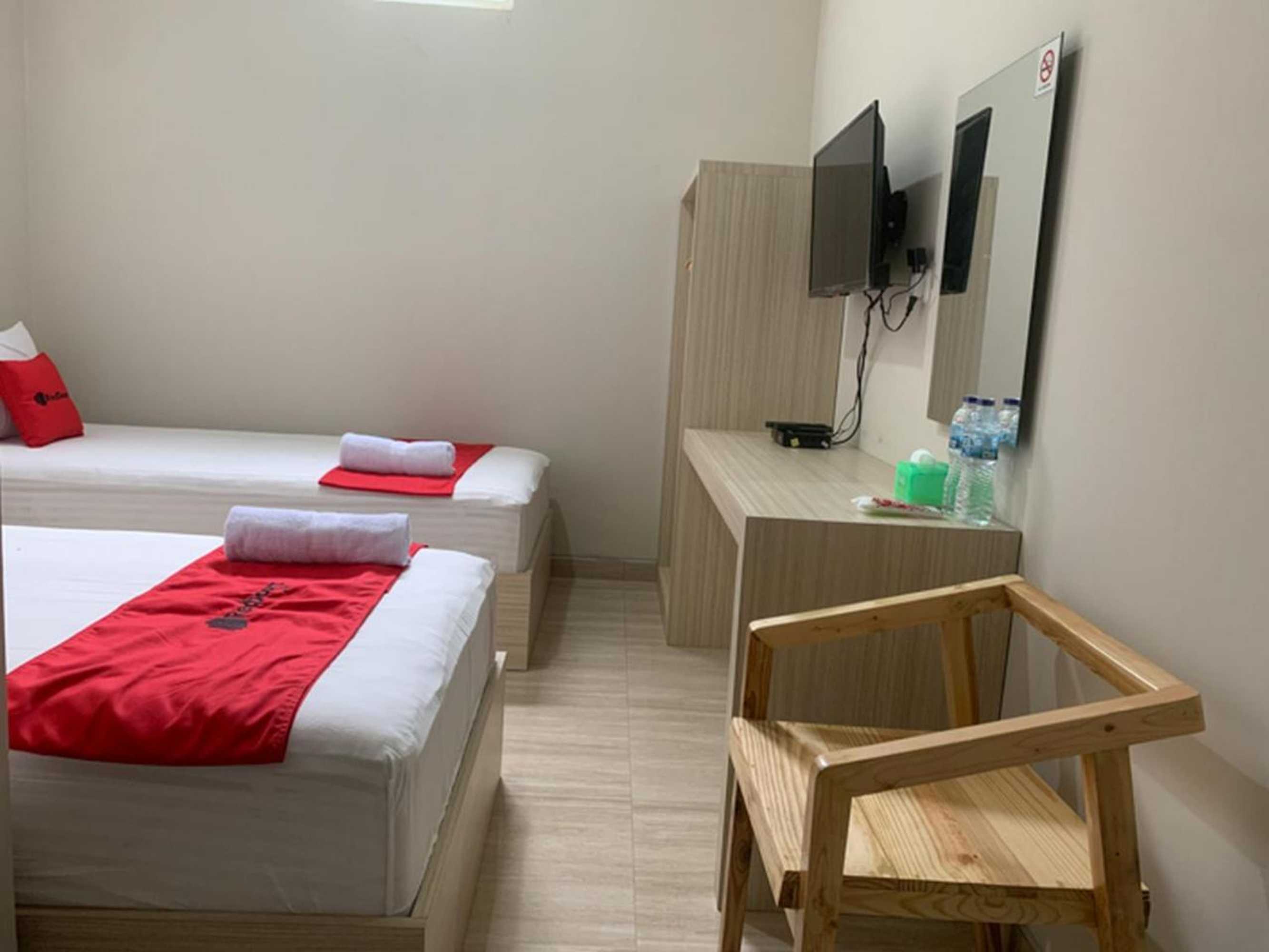 Gift card for Reddoorz Near Alun Alun Purbalingga Gift card for Reddoorz Near Alun Alun Purbalingga