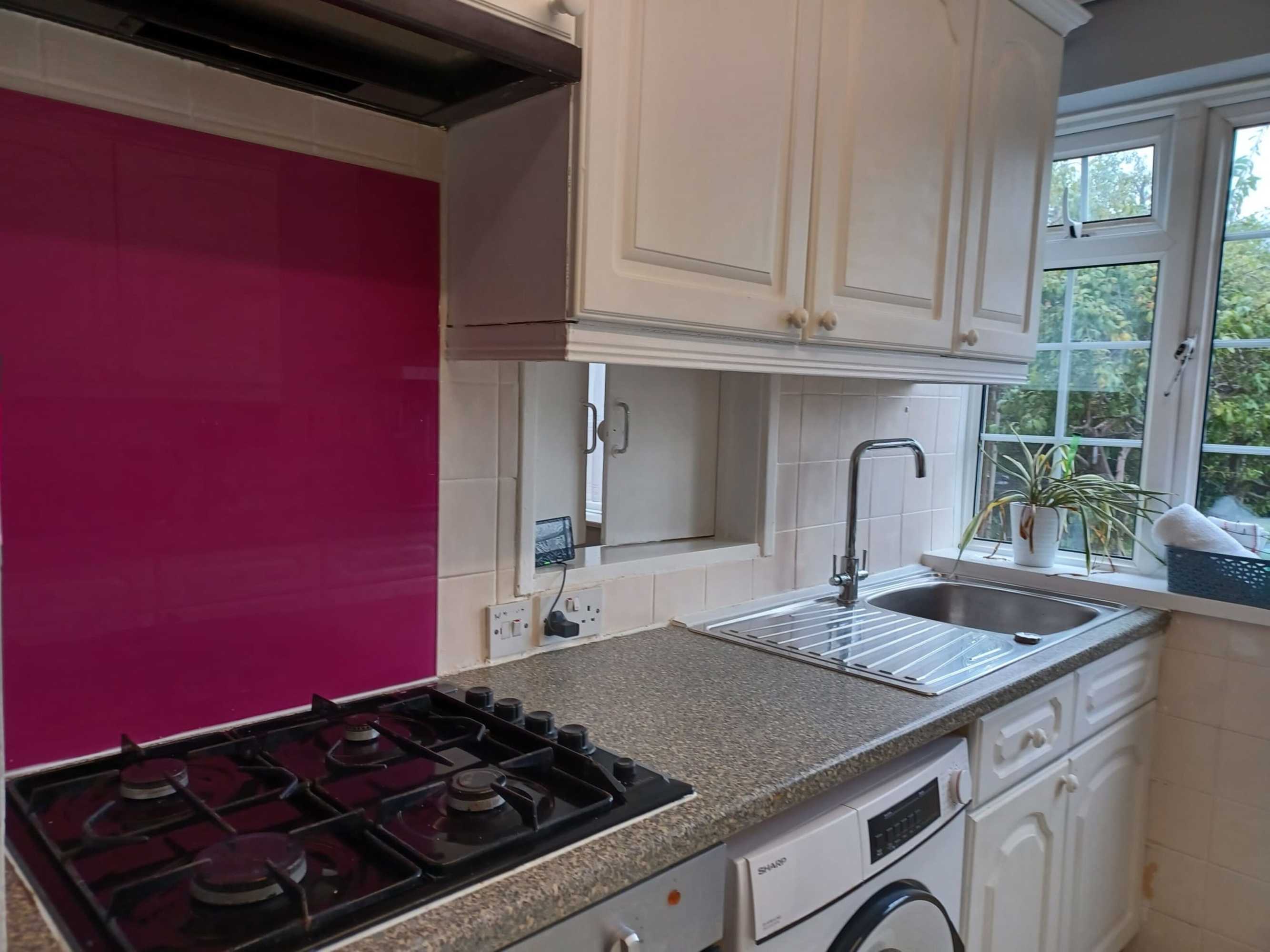 Gift card for Poynters House - Huku Kwetu Luton & Dunstable - Spacious 2 Bedroom House Gift card for Poynters House - Huku Kwetu Luton & Dunstable - Spacious 2 Bedroom House