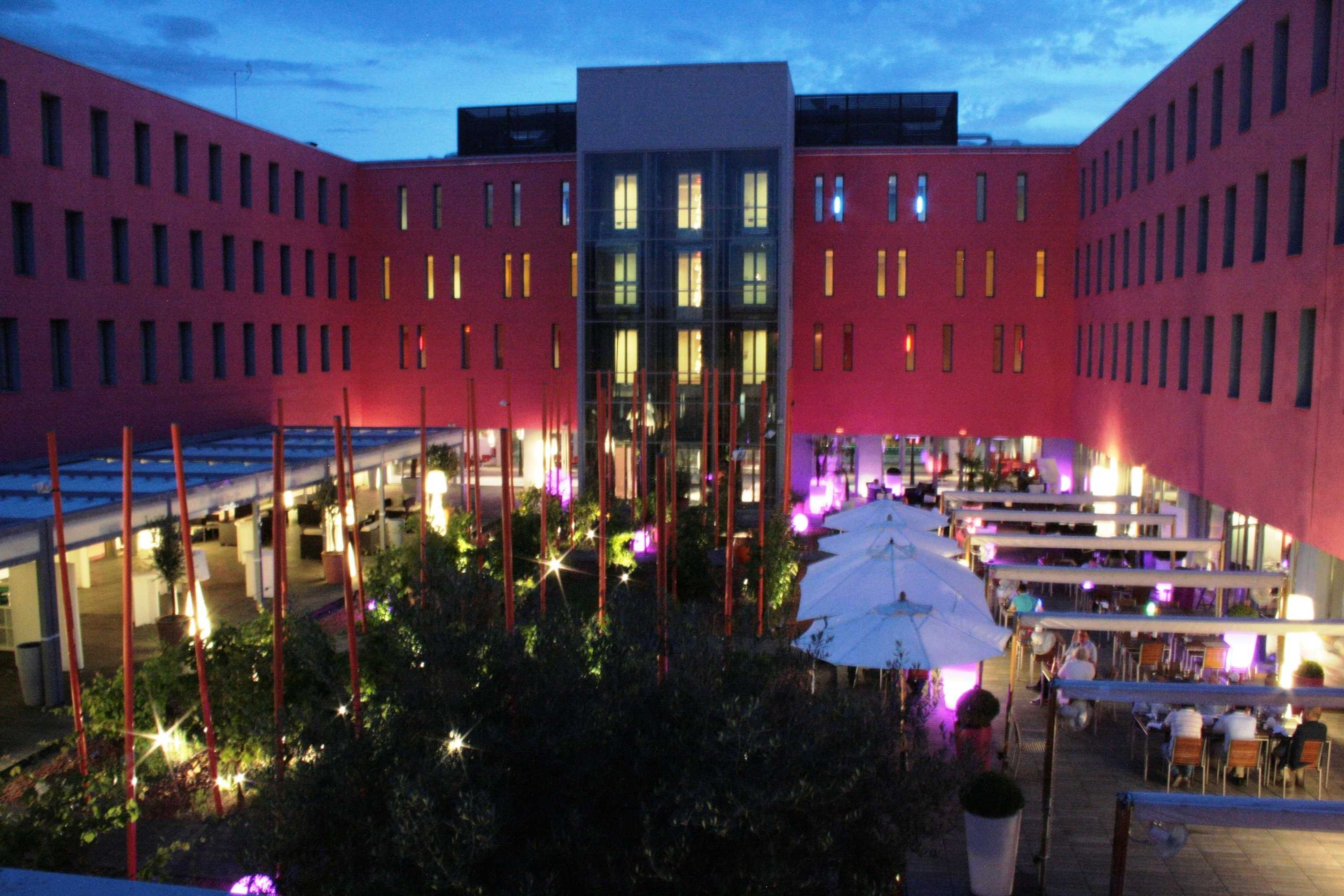 Gift card for Radisson Blu Hotel Toulouse Airport Gift card for Radisson Blu Hotel Toulouse Airport
