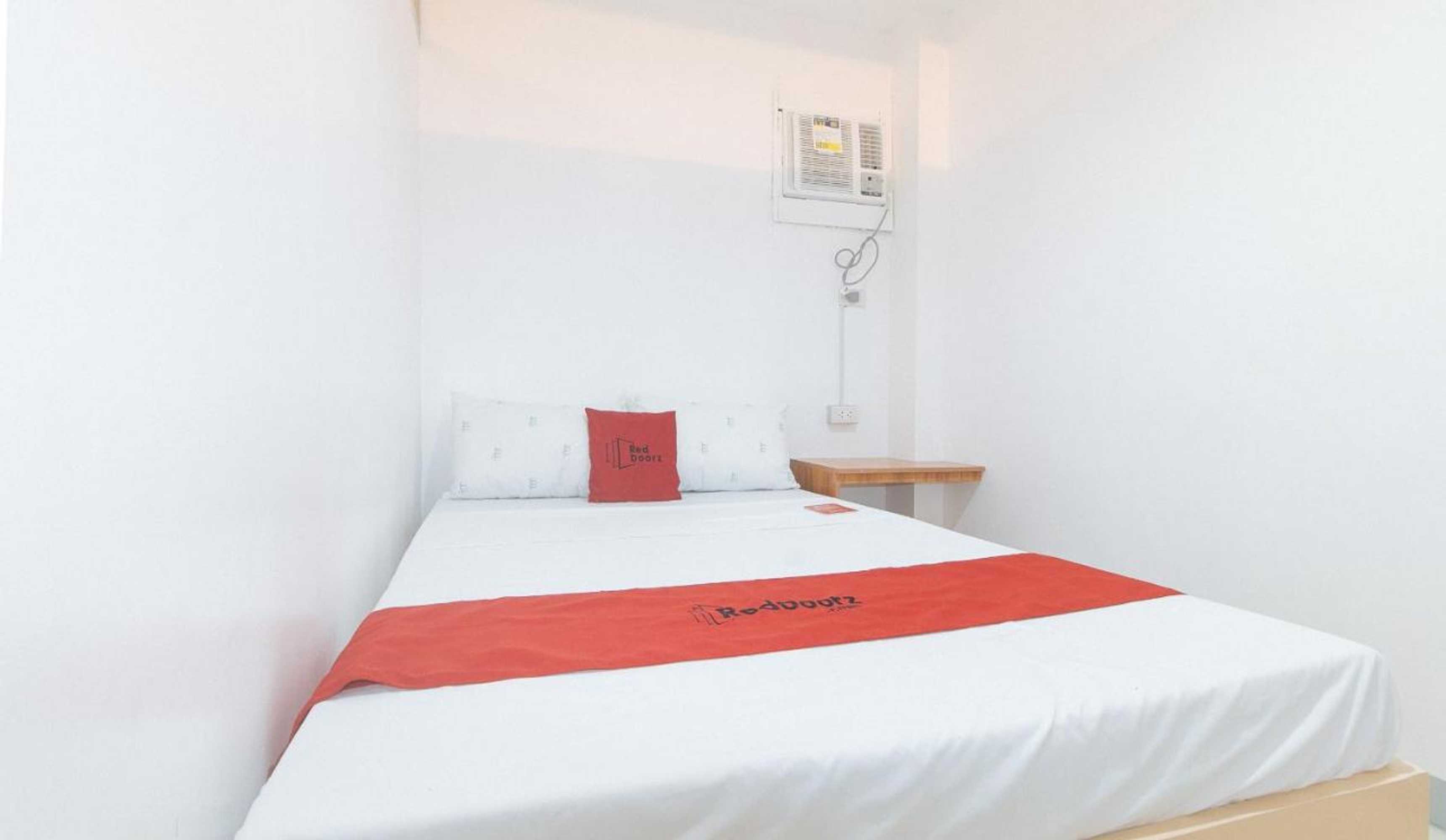 Gift card for Reddoorz at Ebm One Building