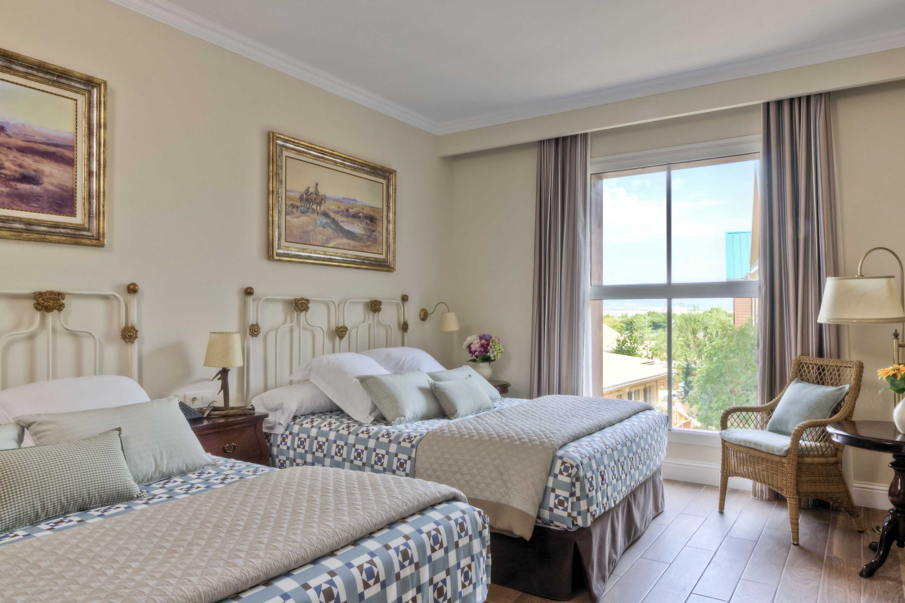 Gift card for Portaventura Hotel Gold River - Includes Unlimited Access to Portaventura Park & 1 Access to Ferrari Land Gift card for Portaventura Hotel Gold River - Includes Unlimited Access to Portaventura Park & 1 Access to Ferrari Land
