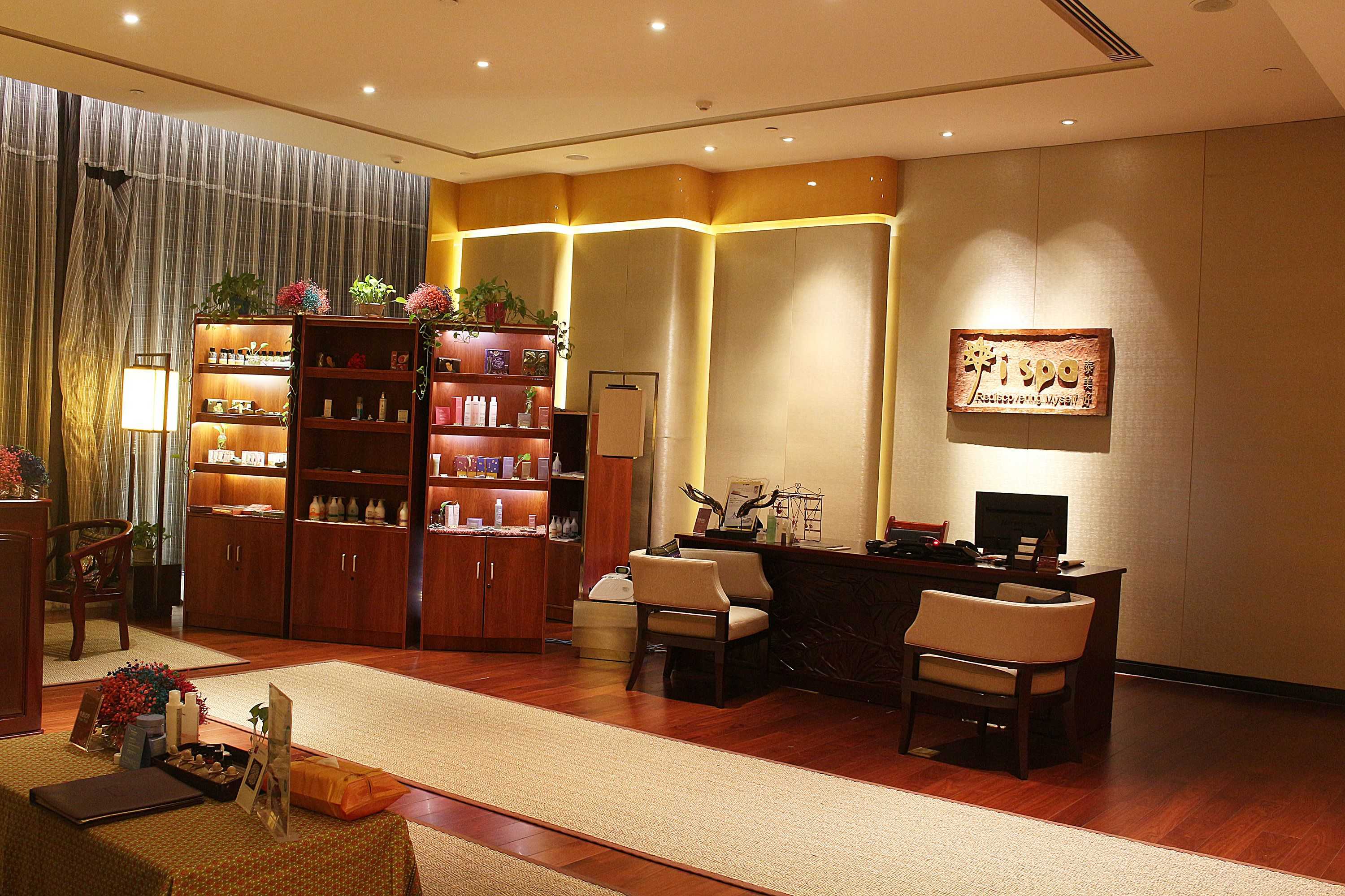 Gift card for Hilton Zhengzhou Gift card for Hilton Zhengzhou