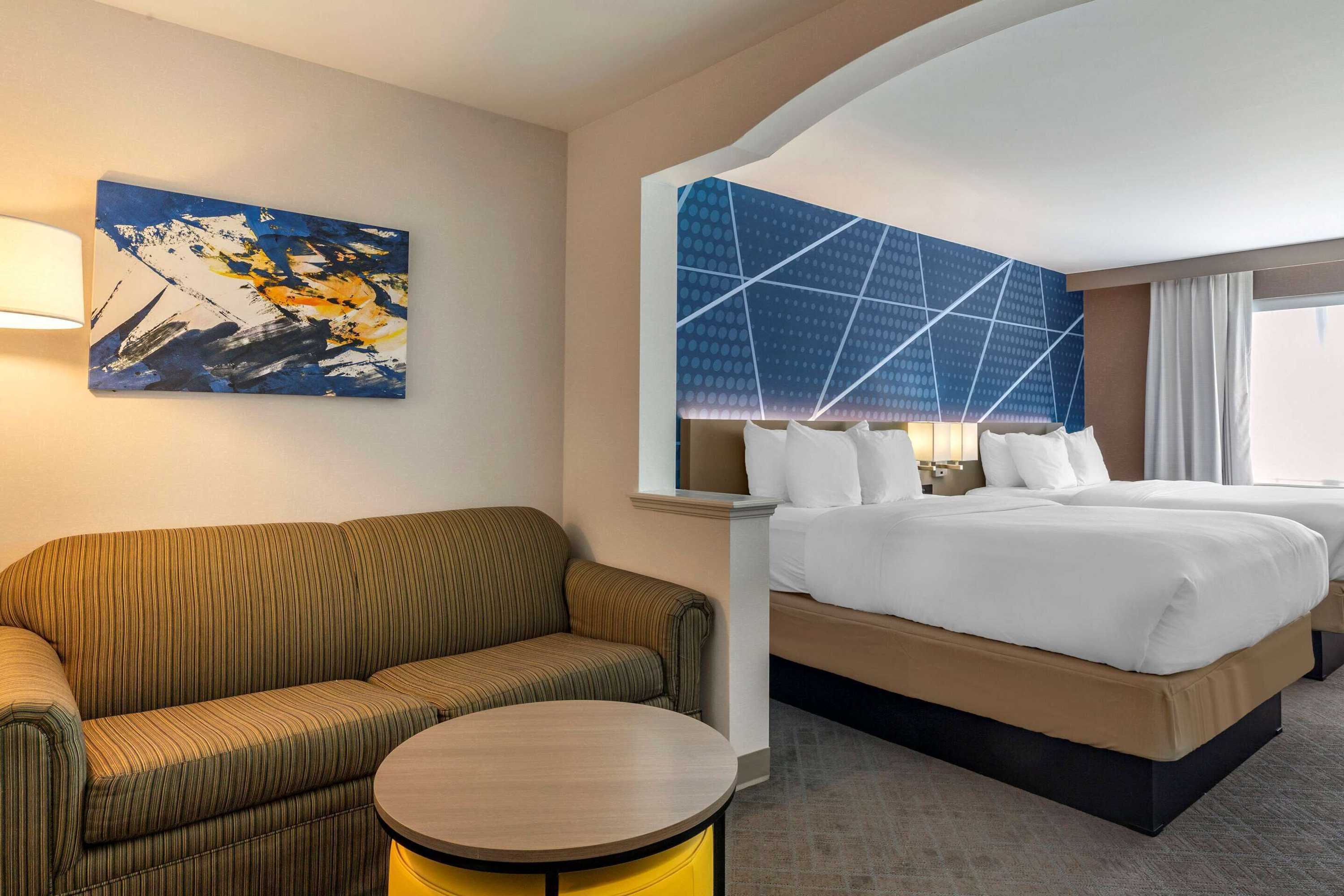 Gift card for Comfort Inn & Suites East Greenbush - Albany Gift card for Comfort Inn & Suites East Greenbush - Albany
