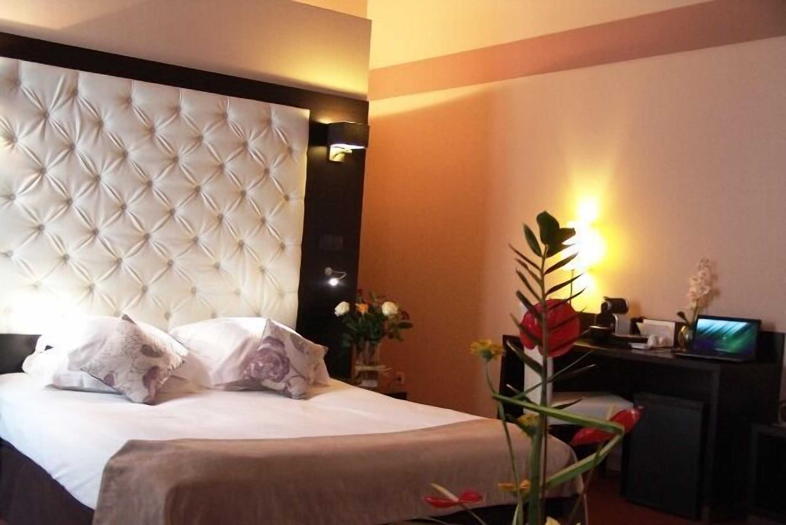 Gift card for Best Western Le Marquis de La Baume Gift card for Best Western Le Marquis de La Baume