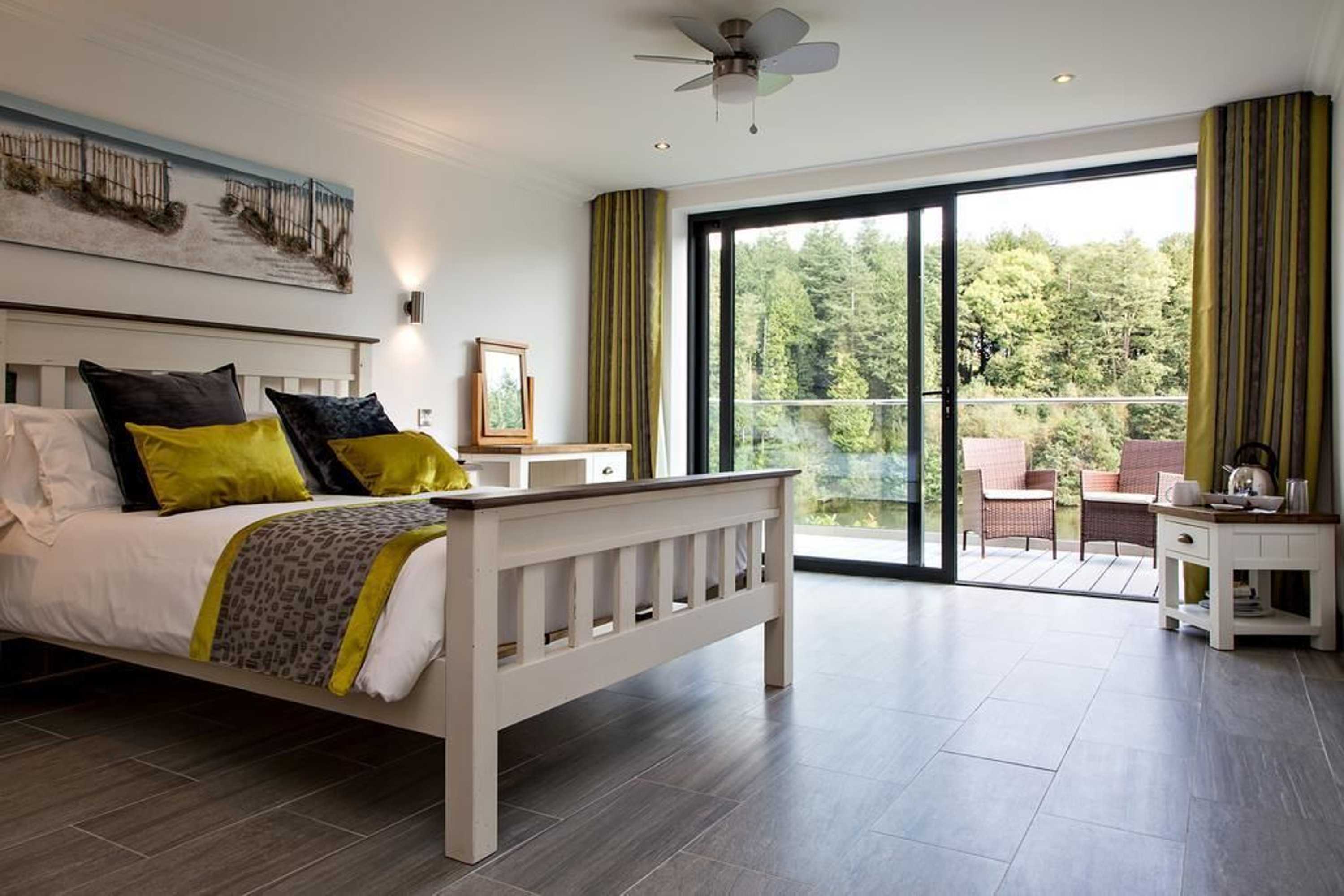 Gift card for Canada Lodge And Lake