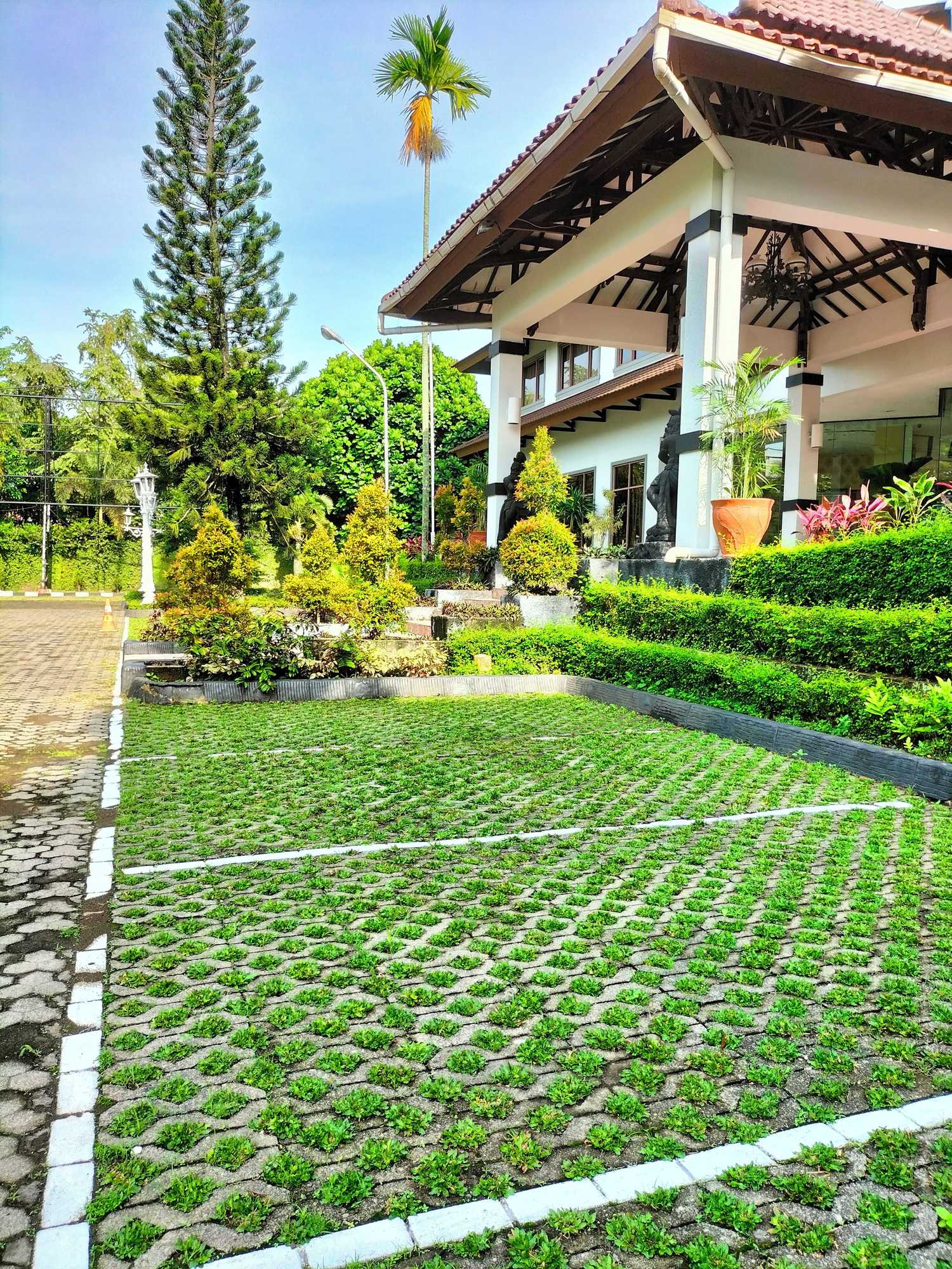 Gift card for Grand Diamond Hotel Yogyakarta Gift card for Grand Diamond Hotel Yogyakarta