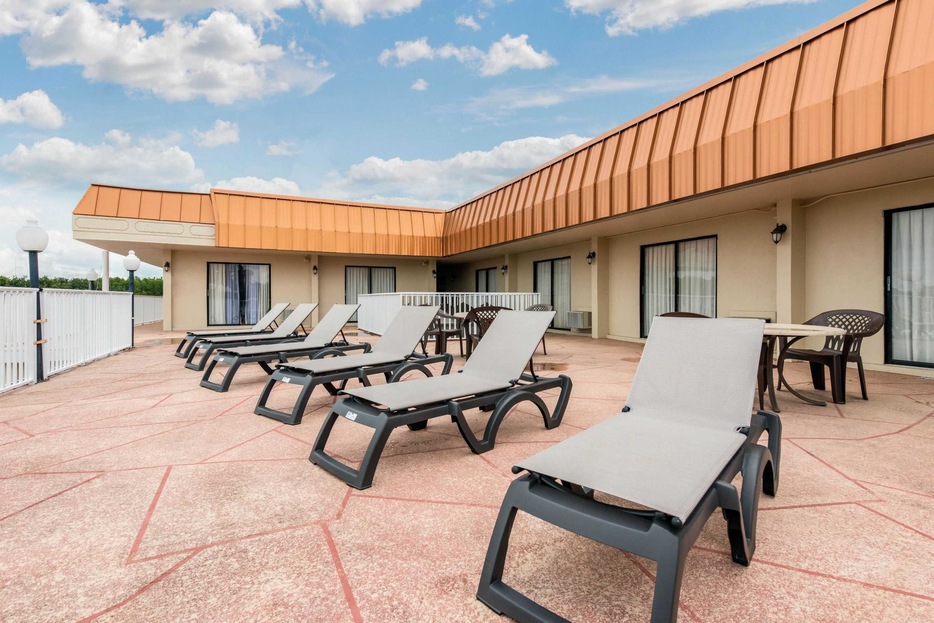 Gift card for Quality Inn & Suites Tarpon Springs South Gift card for Quality Inn & Suites Tarpon Springs South