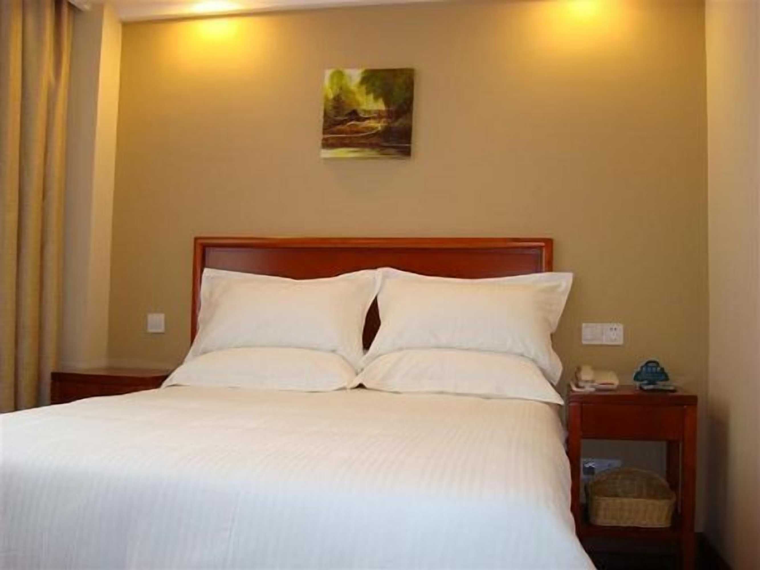 Gift card for Greentree Inn Taizhou East Meilan Road University Town Hotel Gift card for Greentree Inn Taizhou East Meilan Road University Town Hotel