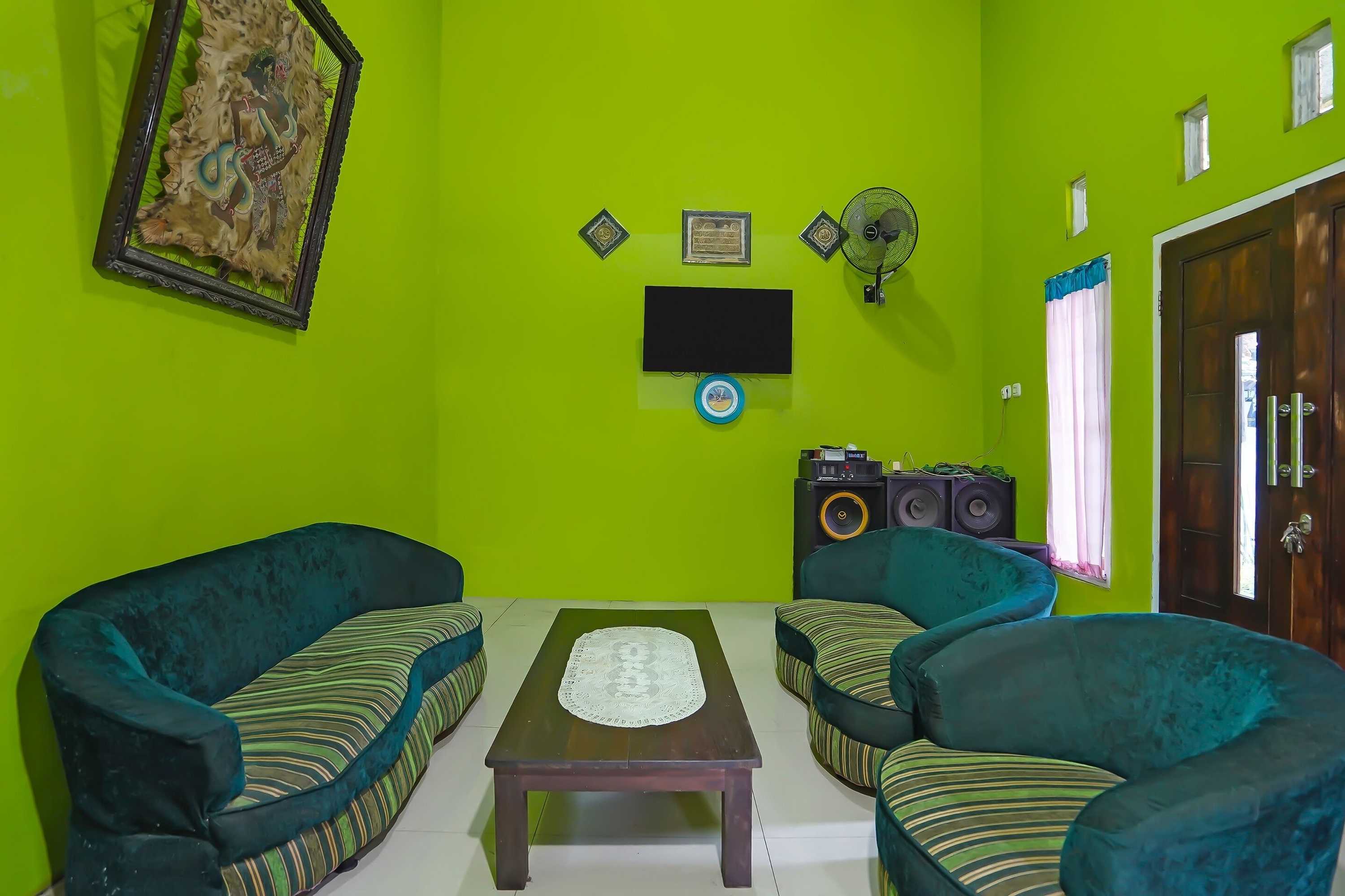 Gift card for Hotel O Kost Auto Syariah Anggaswangi