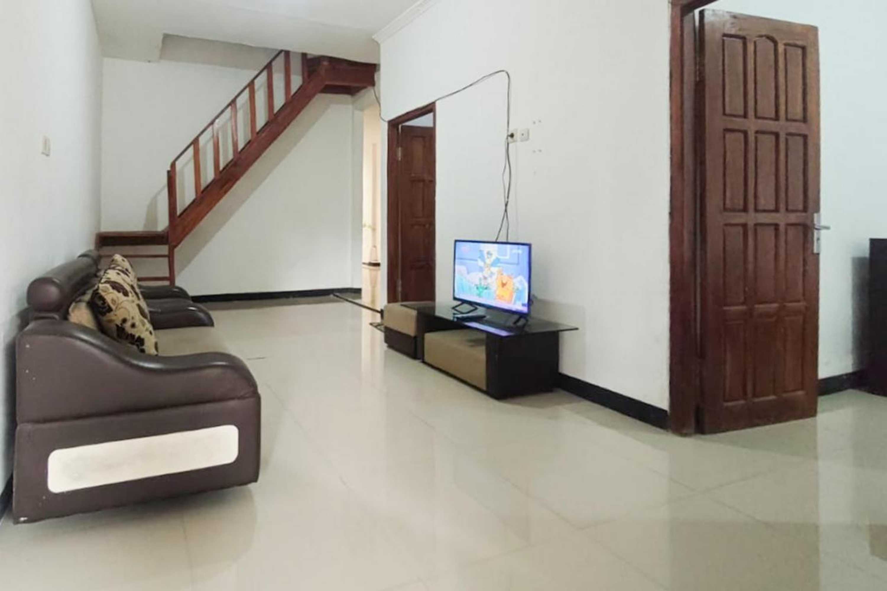 Gift card for Villa Kampoeng City Pacet Mitra Reddoorz