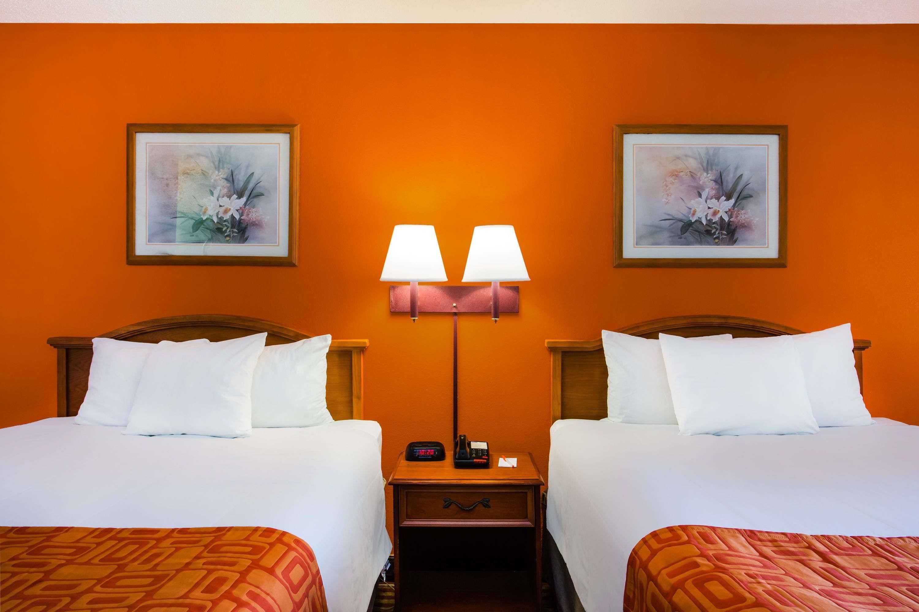 Gift card for Howard Johnson by Wyndham Panama City Gift card for Howard Johnson by Wyndham Panama City