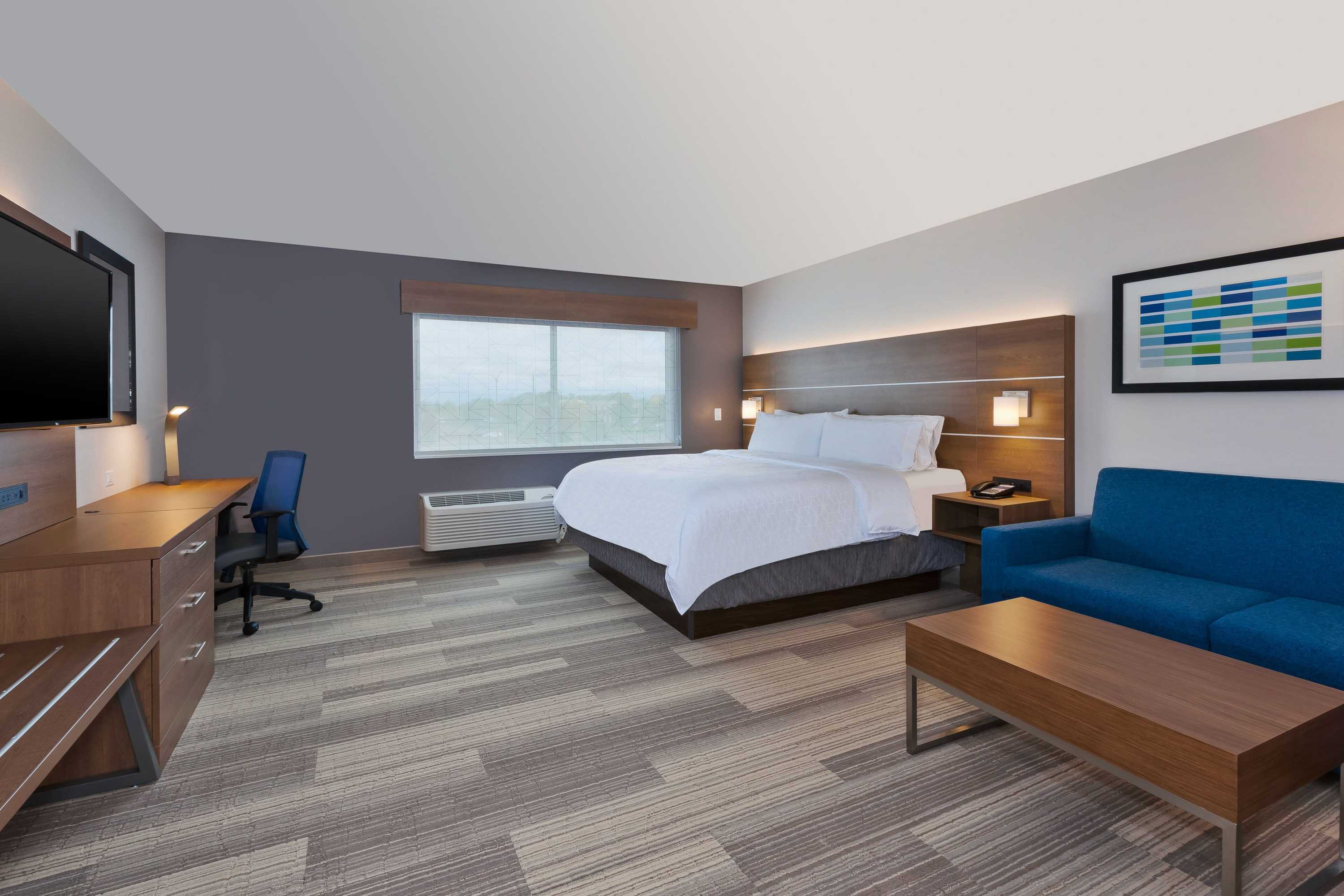 Gift card for Holiday Inn Express & Suites Eau Claire West I-94 by Ihg Gift card for Holiday Inn Express & Suites Eau Claire West I-94 by Ihg