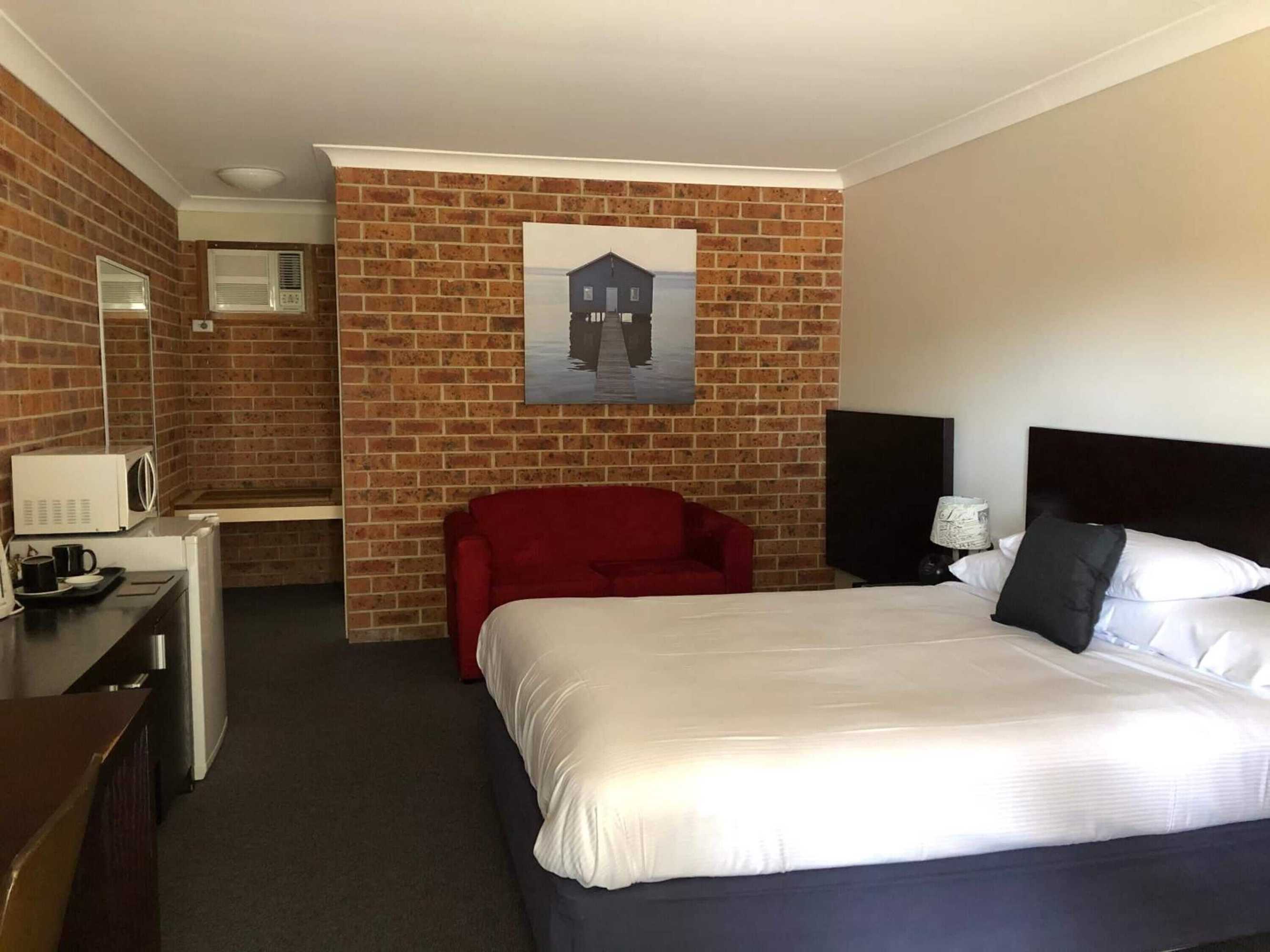 Gift card for Lake Macquarie Motor Inn Gift card for Lake Macquarie Motor Inn
