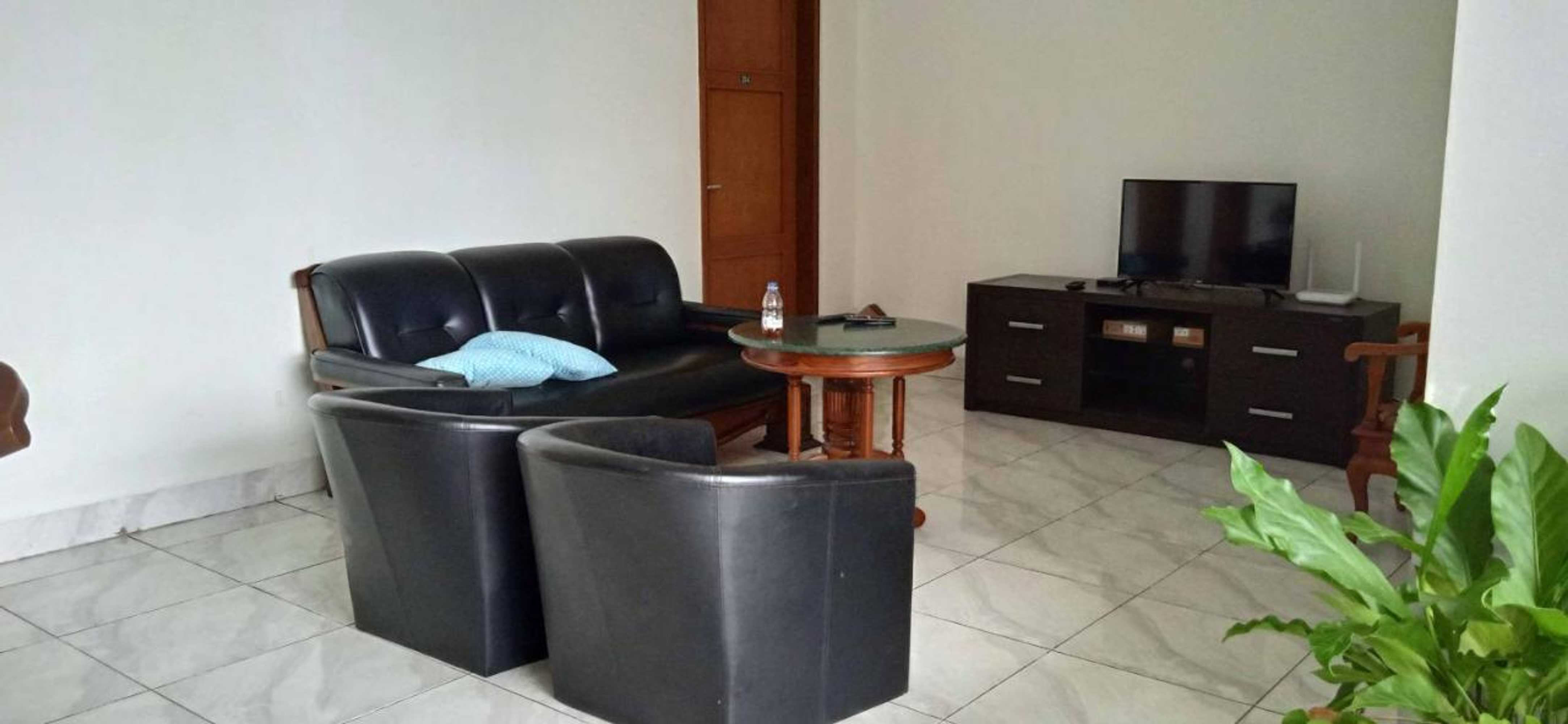 Gift card for Guest House Pinarak 2 Syariah Near Gor Satria Purwokerto Mitra Reddoorz Gift card for Guest House Pinarak 2 Syariah Near Gor Satria Purwokerto Mitra Reddoorz