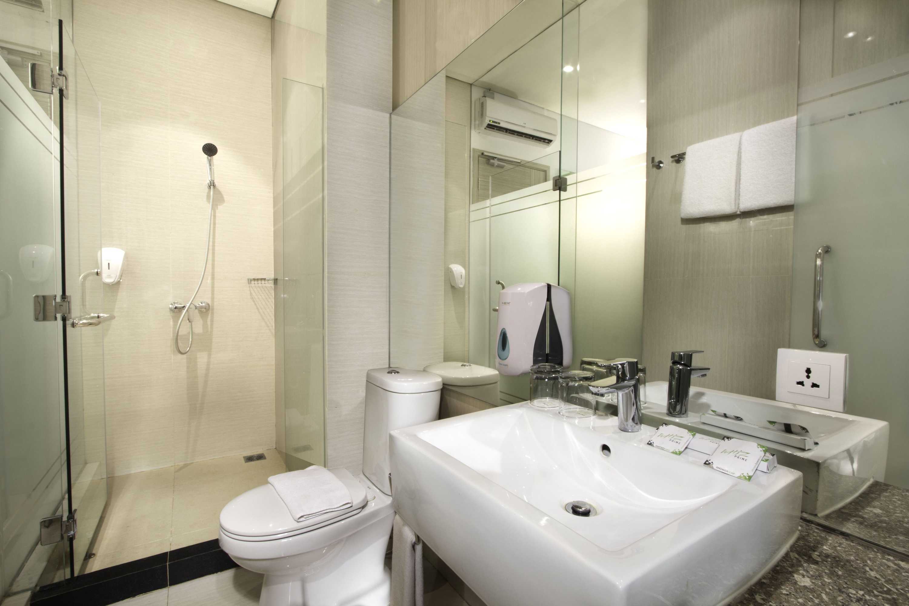 Gift card for Whiz Prime Hotel Kelapa Gading Gift card for Whiz Prime Hotel Kelapa Gading