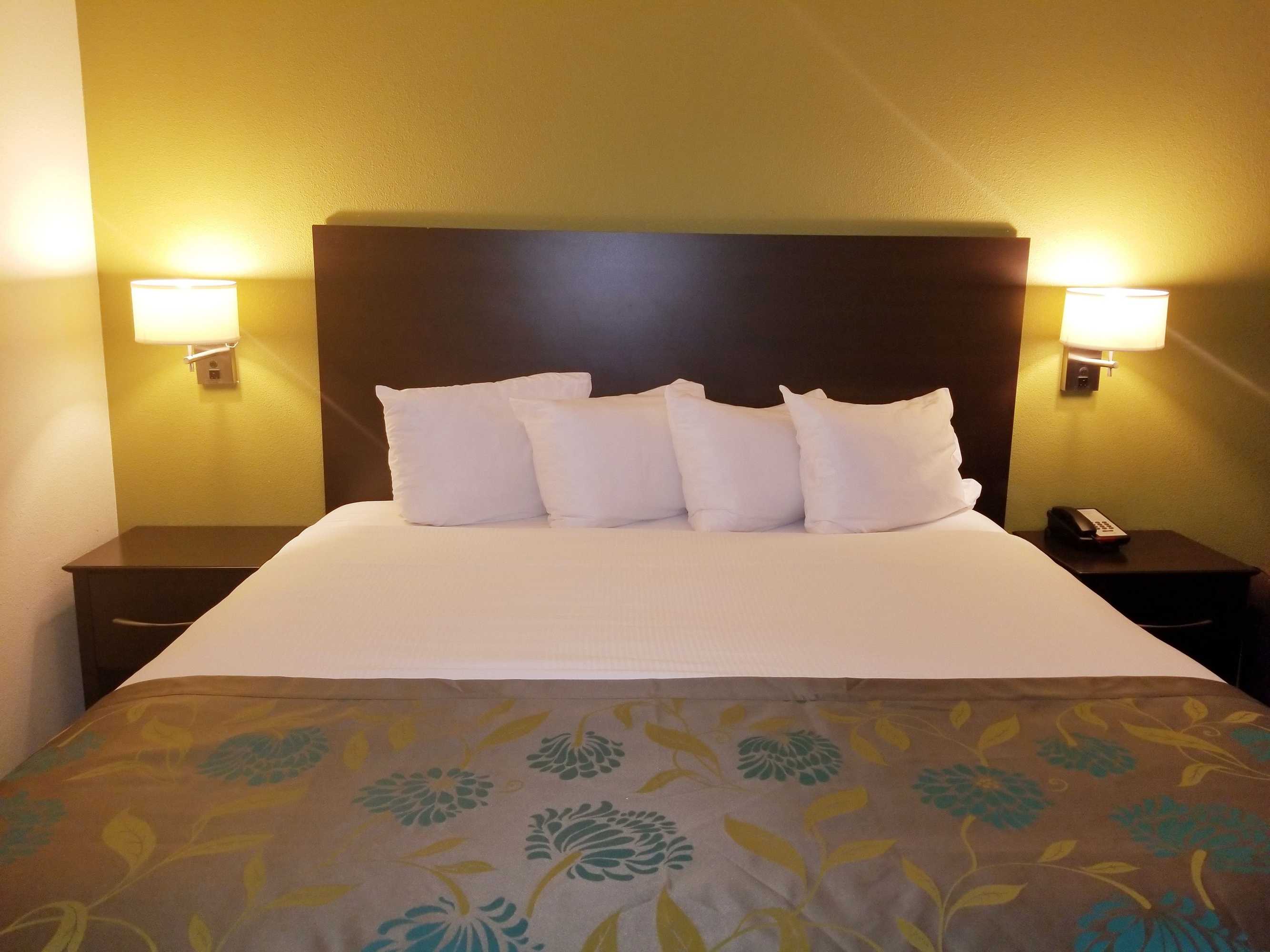 Gift card for Baymont by Wyndham Eau Claire WI Gift card for Baymont by Wyndham Eau Claire WI