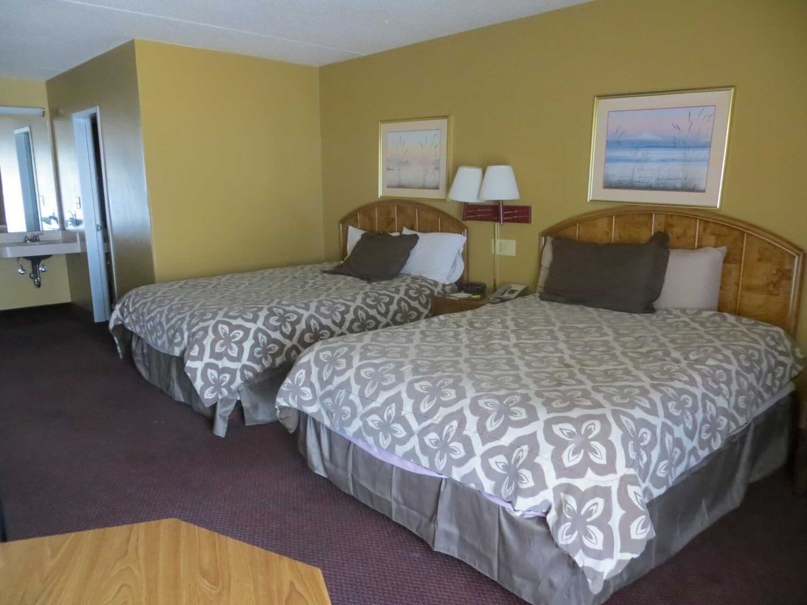 Gift card for Days Inn by Wyndham Colorado Springs/garden of The Gods Gift card for Days Inn by Wyndham Colorado Springs/garden of The Gods