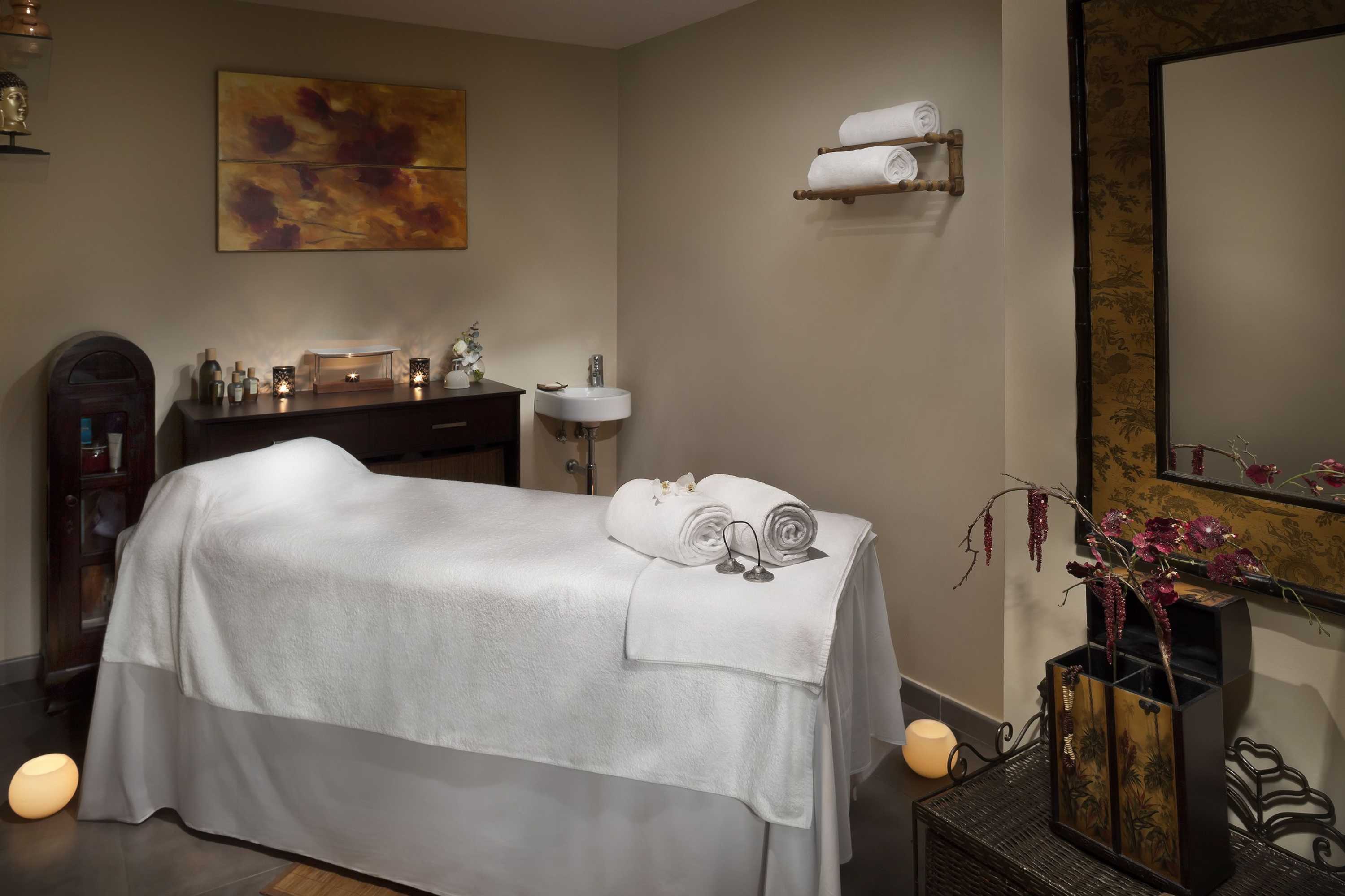 Gift card for Palacio de Sancti Petri, a Gran Meliá - The Leading Hotels of The World Gift card for Palacio de Sancti Petri, a Gran Meliá - The Leading Hotels of The World