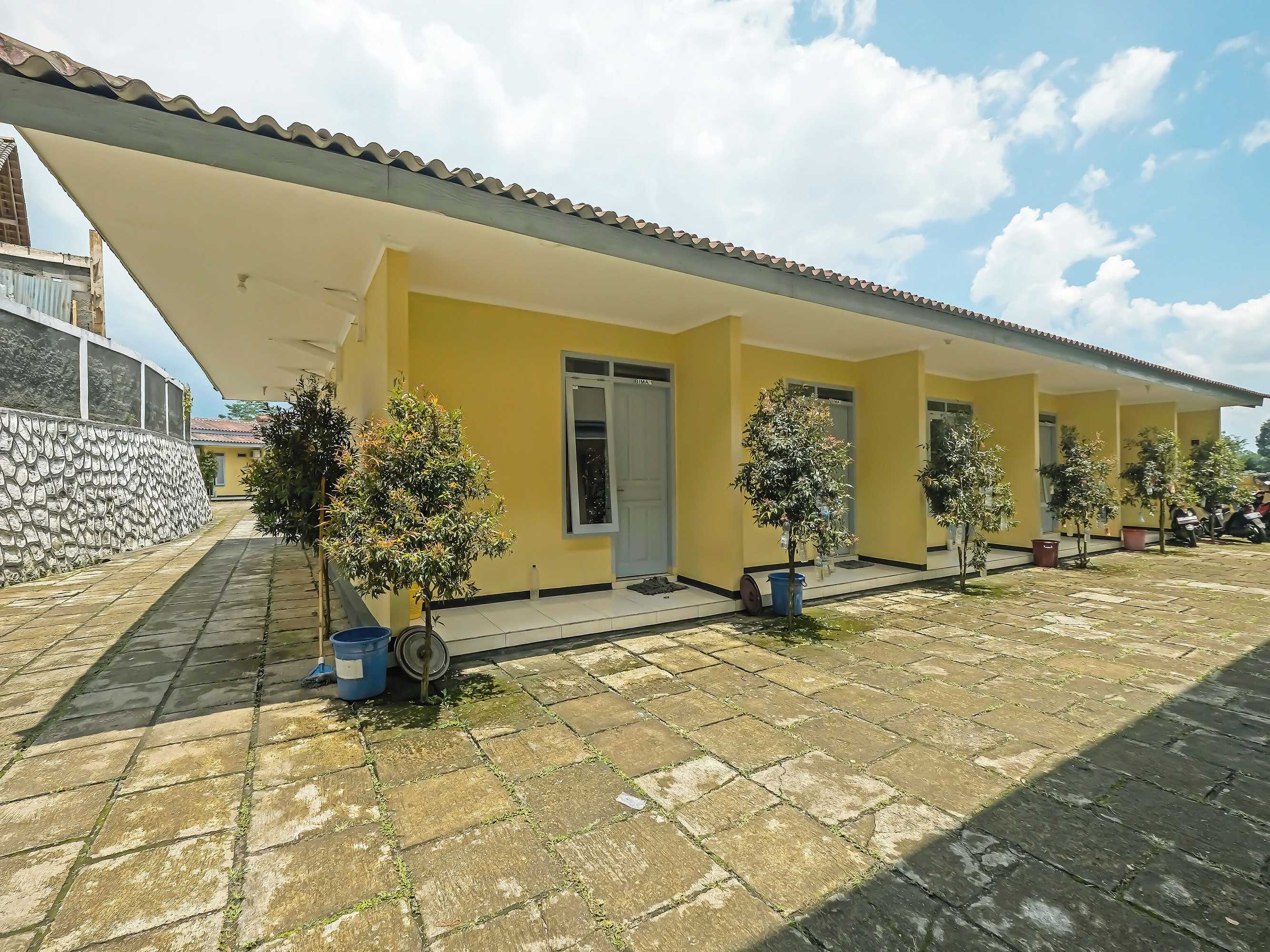 Gift card for Oyo 92483 Hotel Kirana