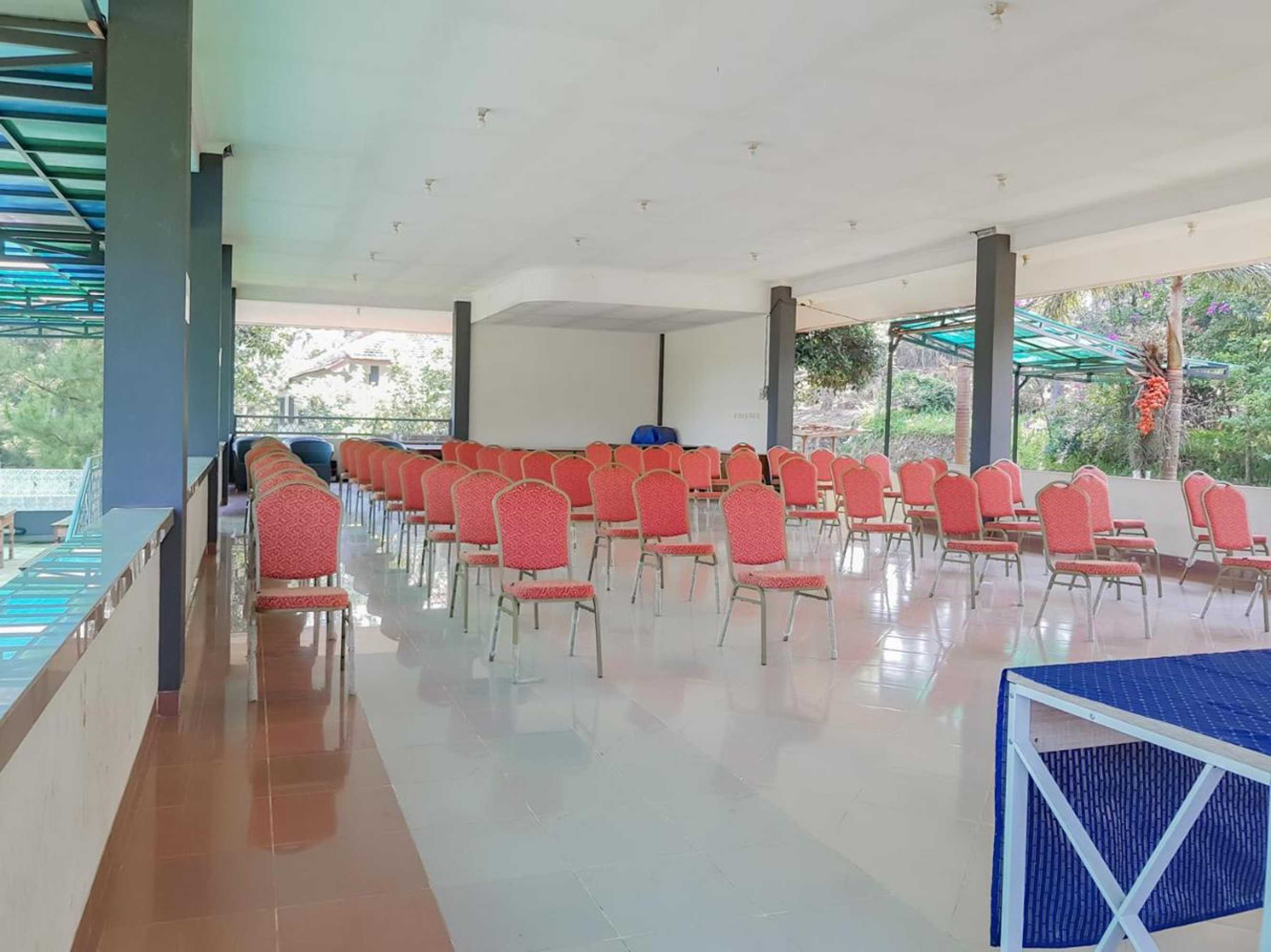 Gift card for Bumi Ciboled Mitra Reddoorz Near Gerbang Tol Pamulihan