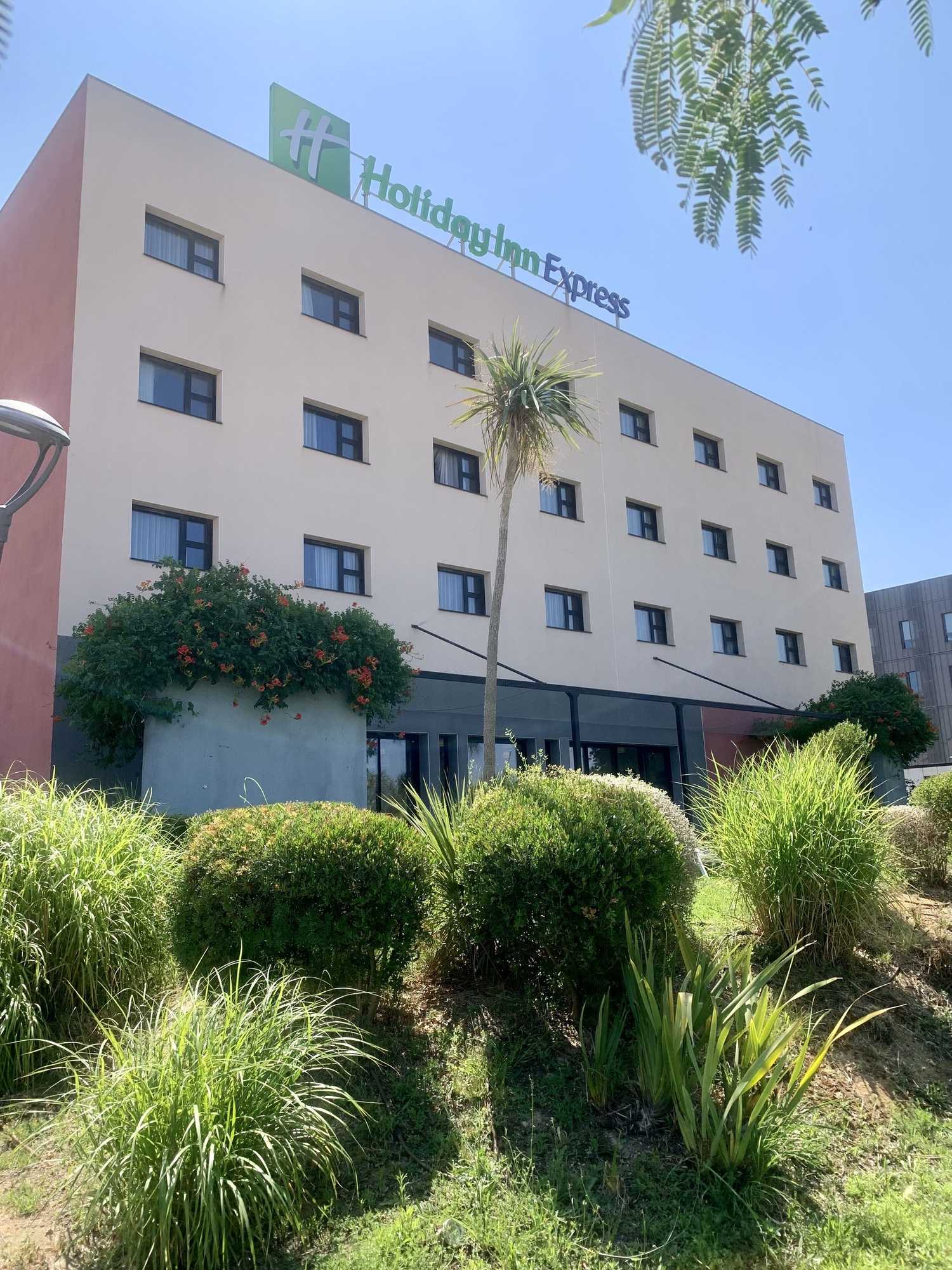 Gift card for Holiday Inn Express Marseille Airport by Ihg Gift card for Holiday Inn Express Marseille Airport by Ihg