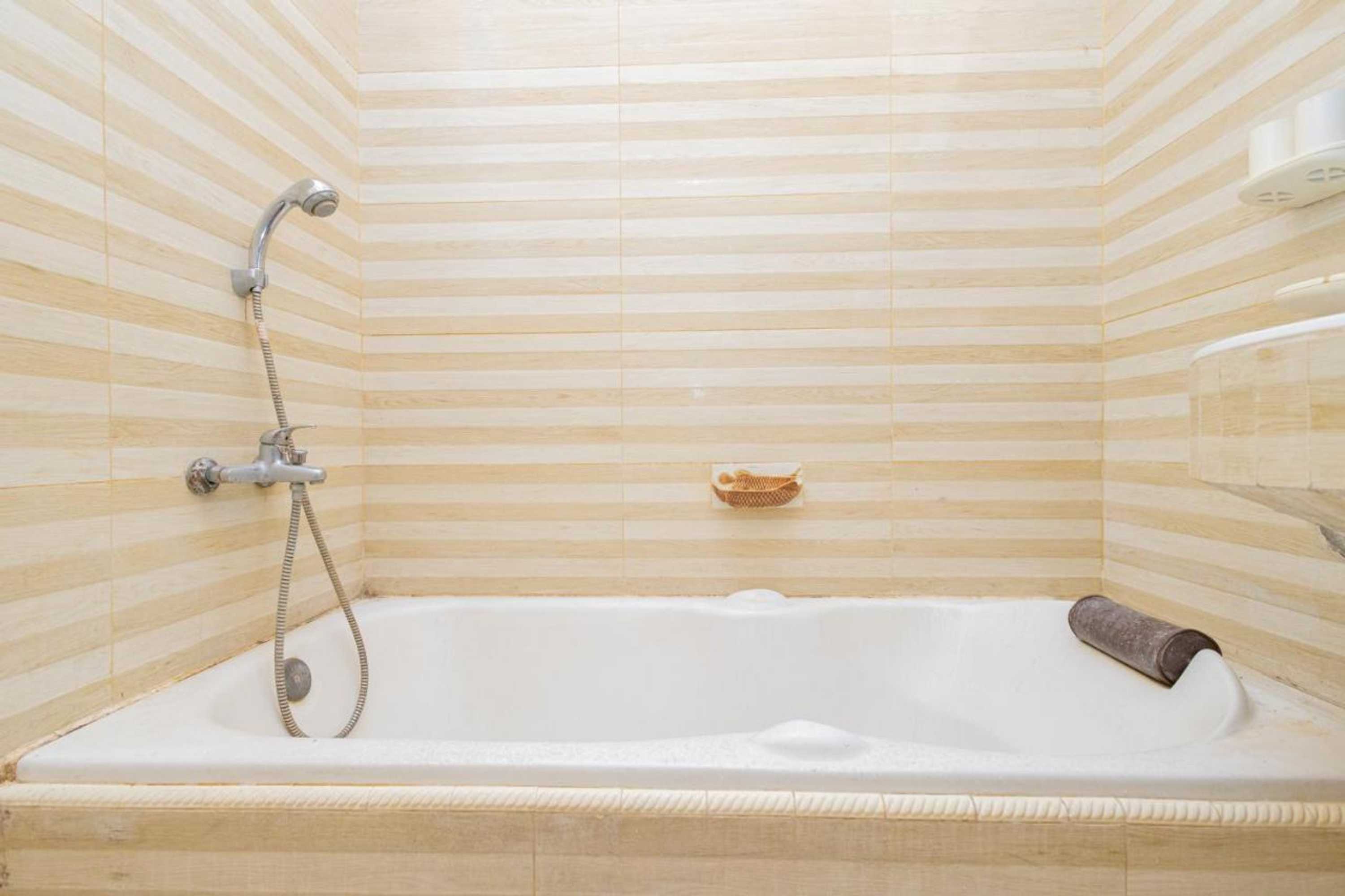 Gift card for Boss Residence Serang Mitra Reddoorz