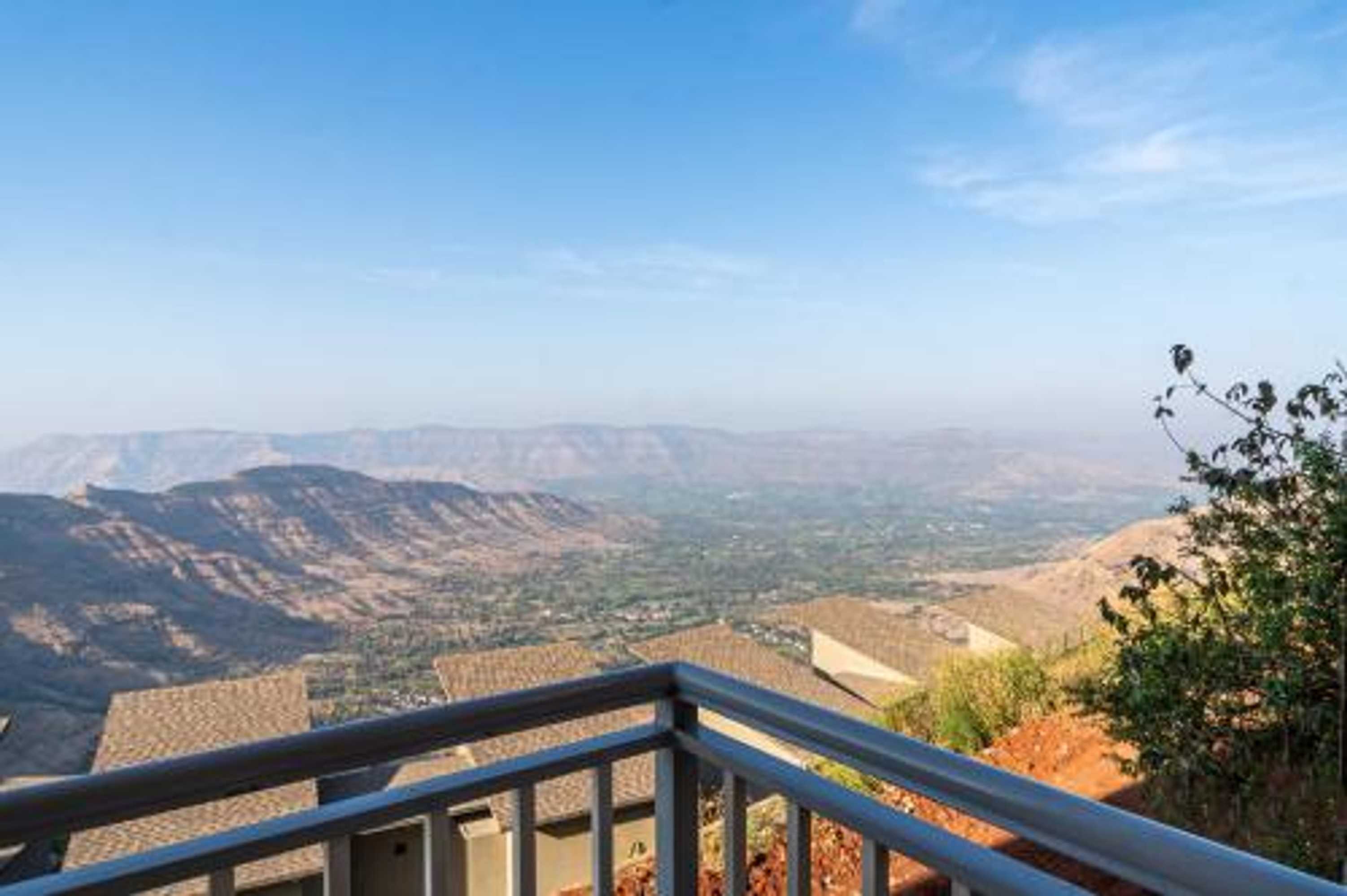 Gift card for Treebo Kaizen, 3 Kms From Paragliding Gift card for Treebo Kaizen, 3 Kms From Paragliding