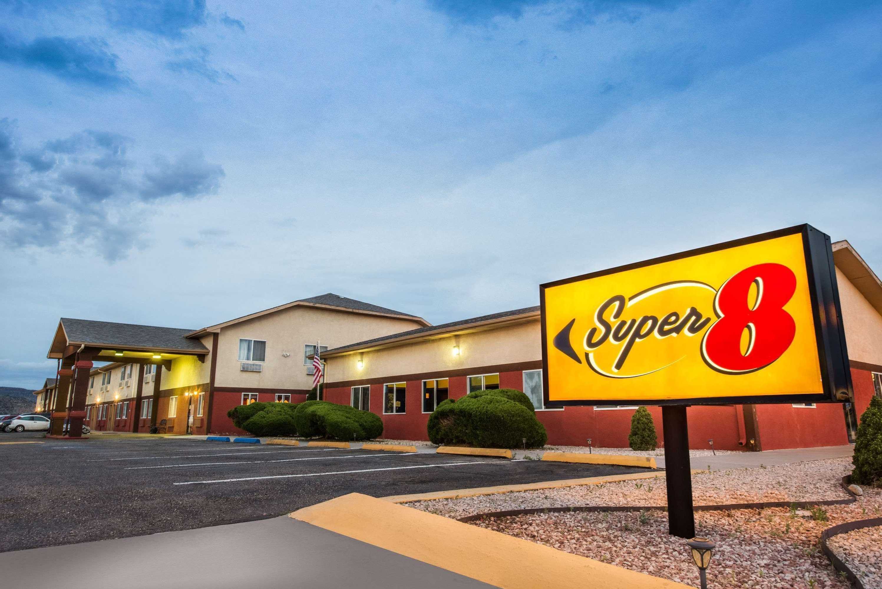 Gift card for Super 8 by Wyndham Grants Gift card for Super 8 by Wyndham Grants
