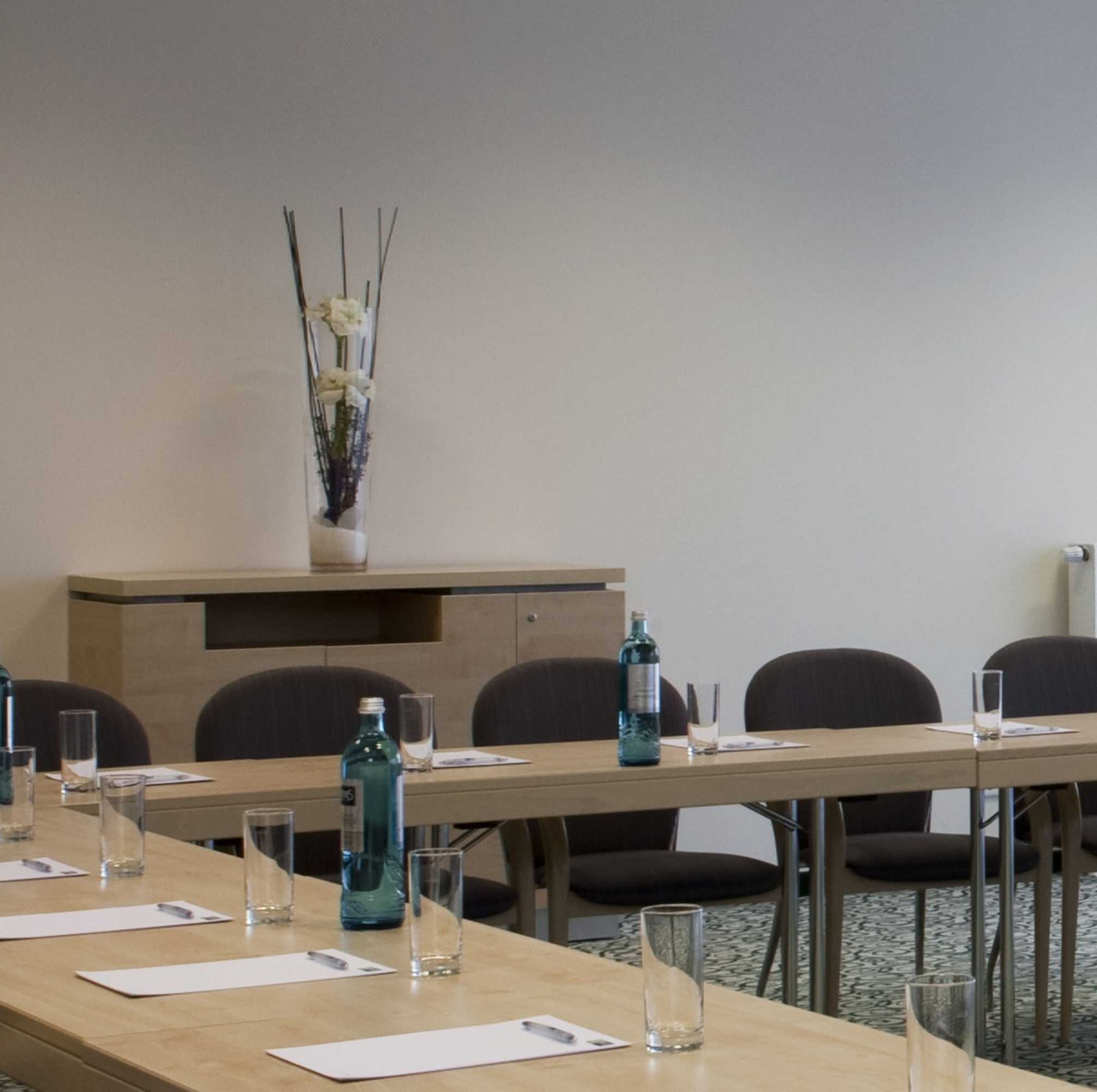 Gift card for Holiday Inn Express Guetersloh by Ihg Gift card for Holiday Inn Express Guetersloh by Ihg