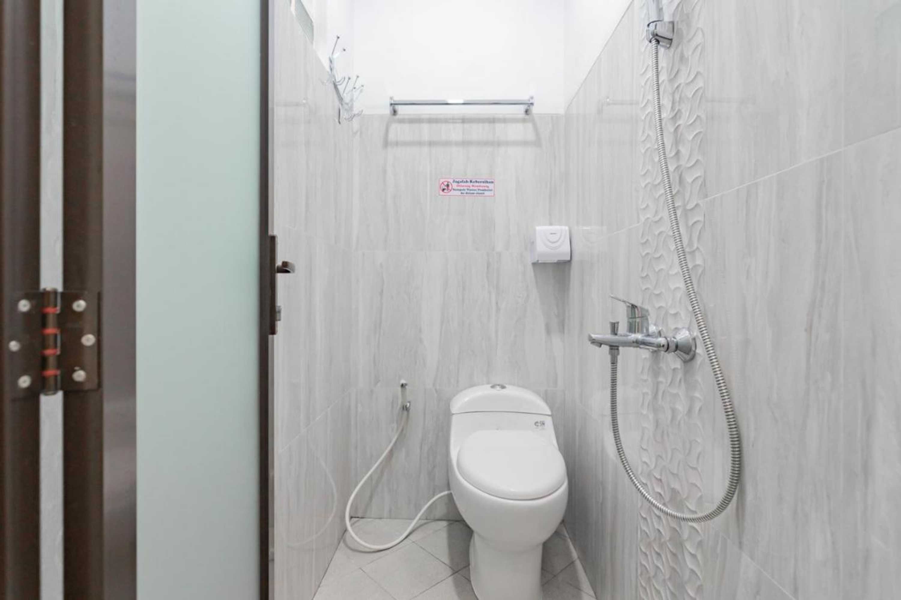 Gift card for Reddoorz Syariah @ Boemi Guesthouse Tasikmalaya