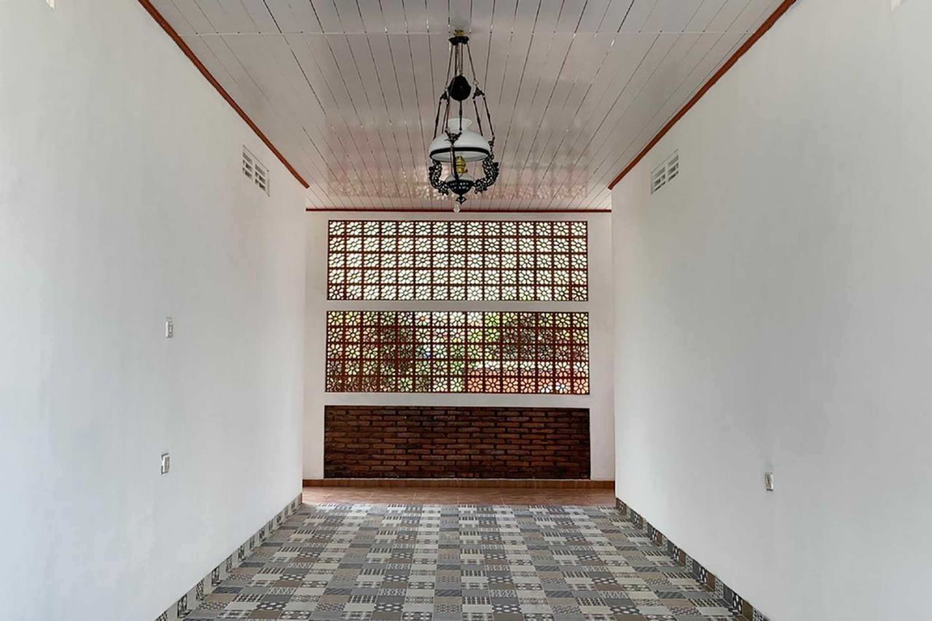 Gift card for Urbanview Hotel Telu Wolu Monjali by Reddoorz