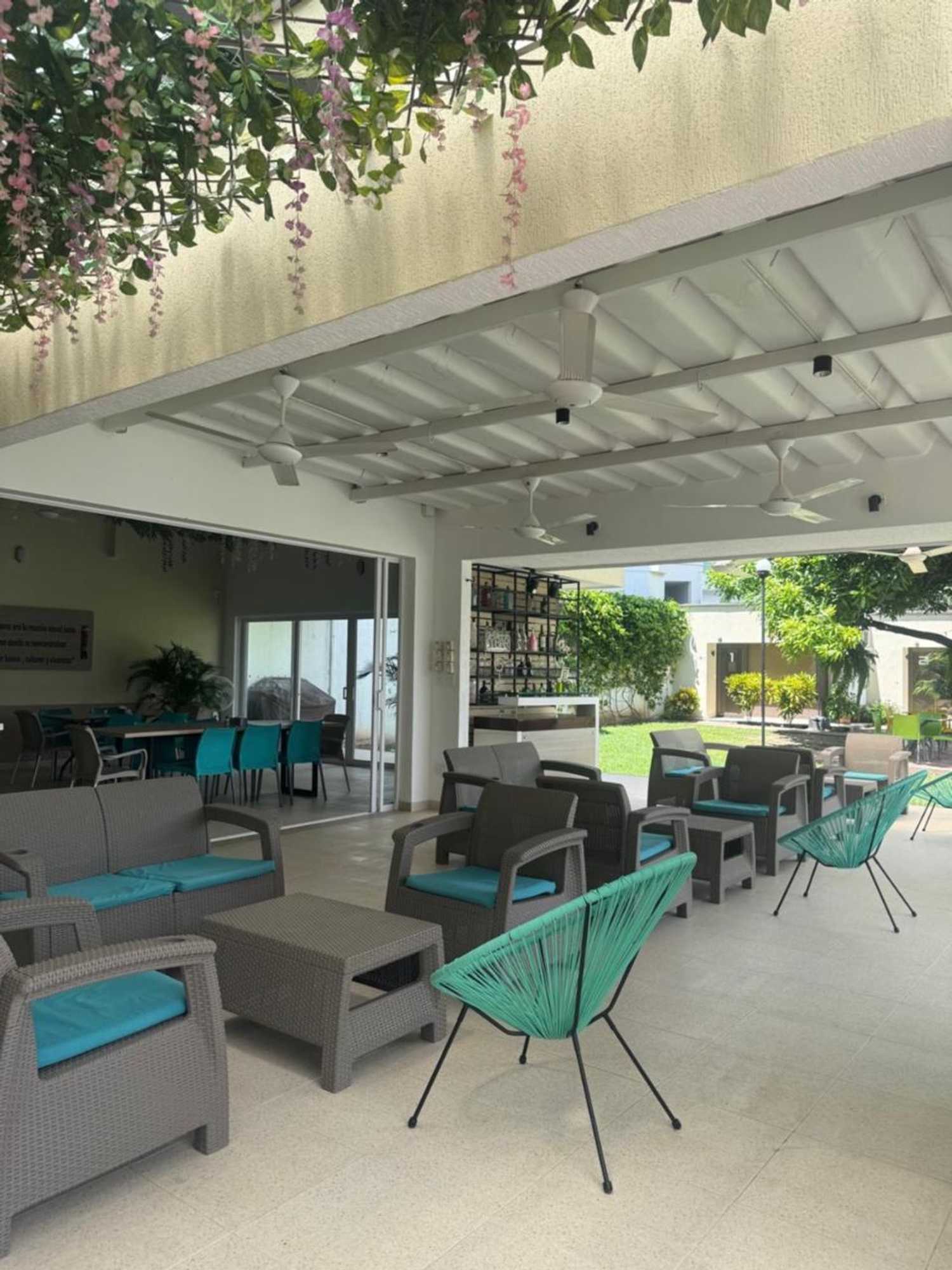 Gift card for Hotel Tacaloa Inn Experience