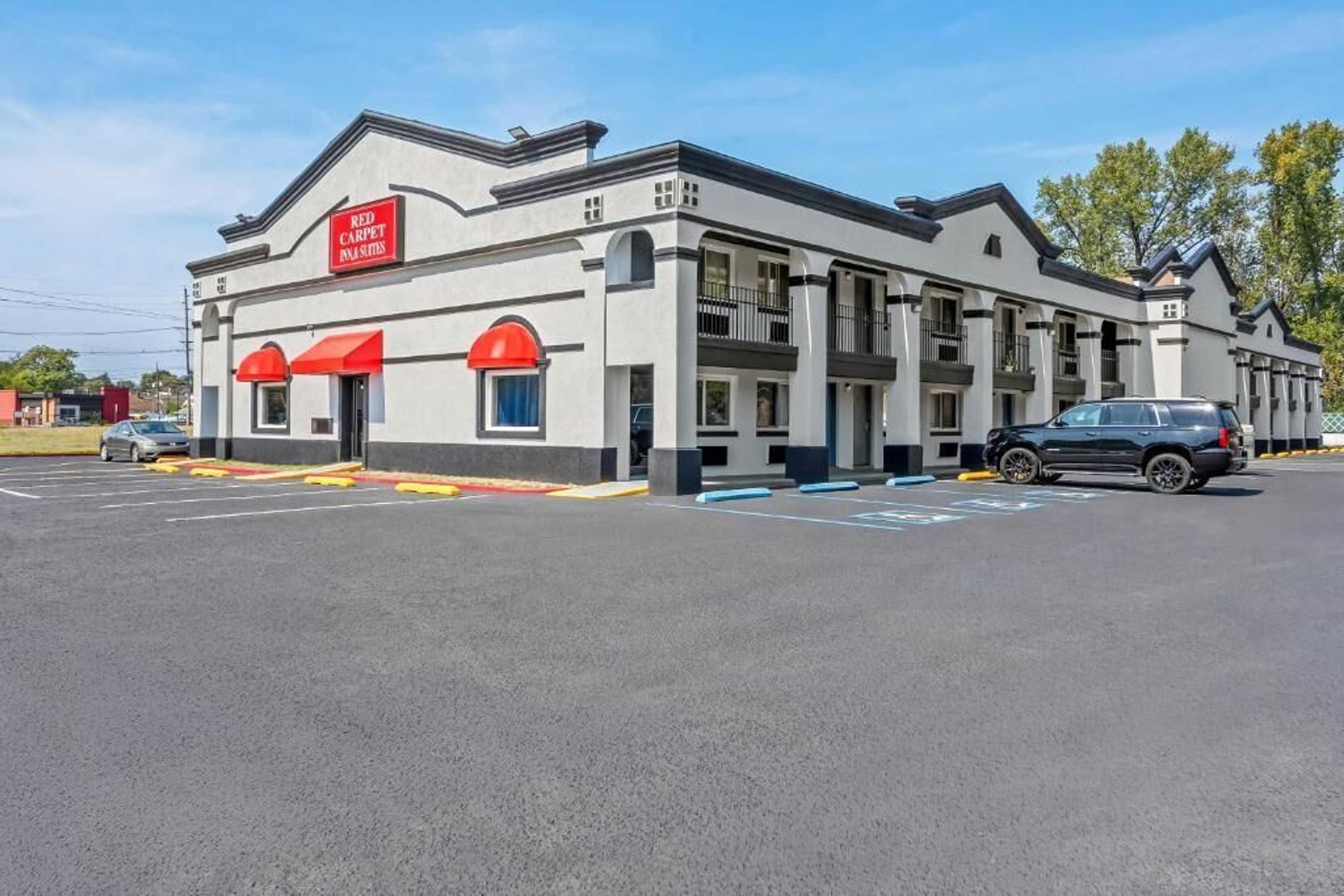 Gift card for Red Carpet Inn & Suites