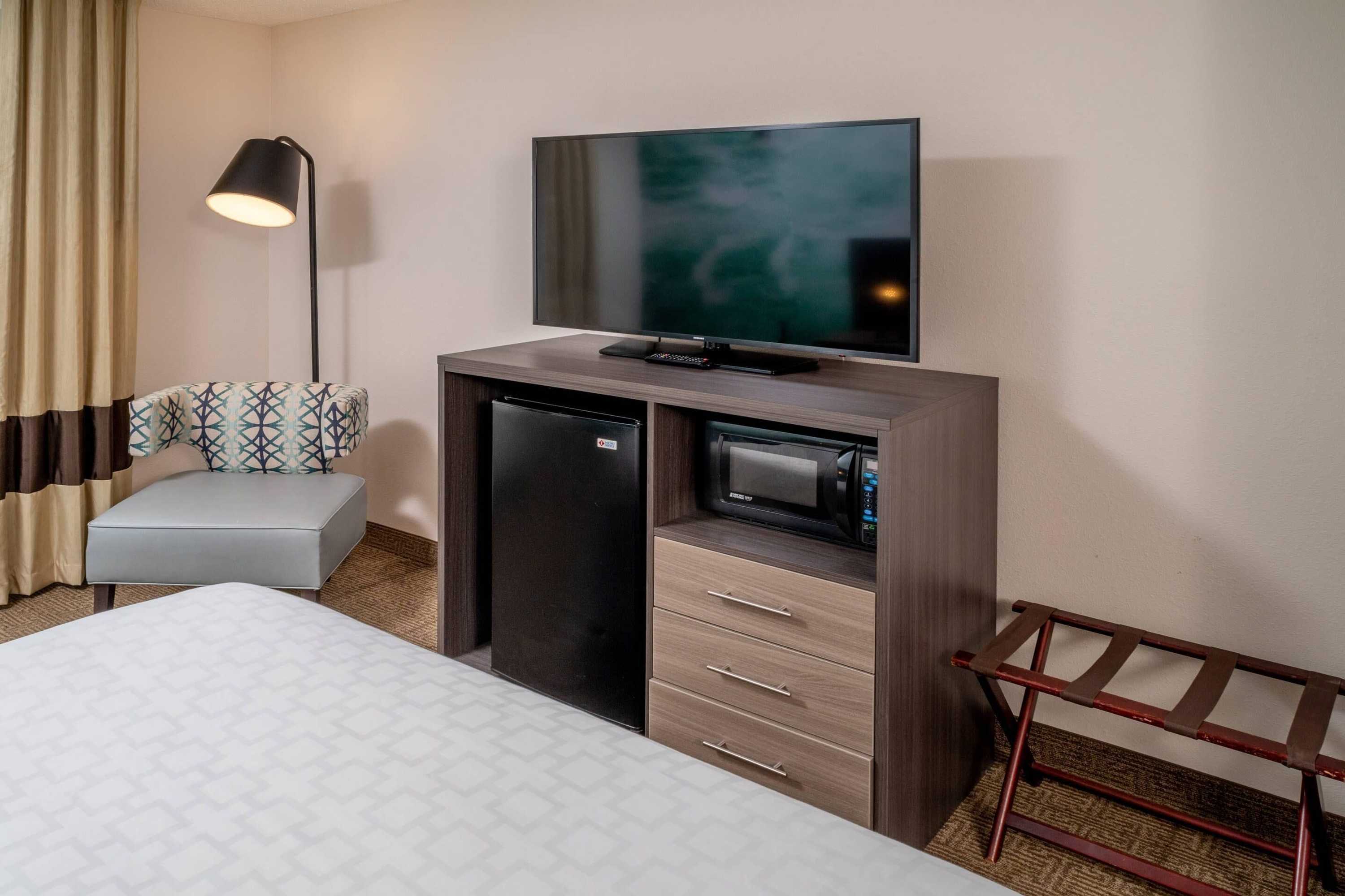 Gift card for Clarion Pointe Beckley