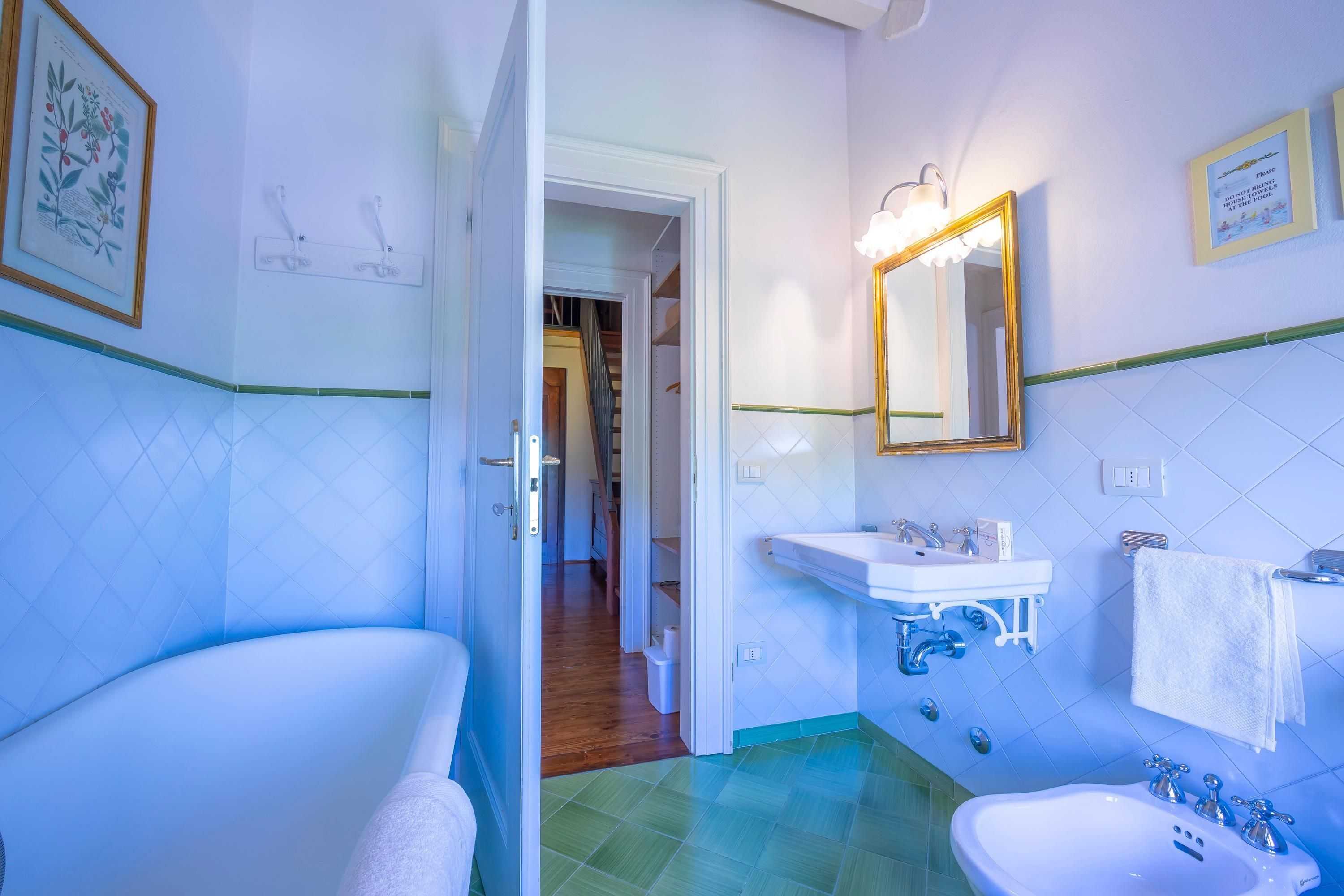 Gift card for Villa Faccioli Deodara With Shared Pool - Happy Rentals Gift card for Villa Faccioli Deodara With Shared Pool - Happy Rentals