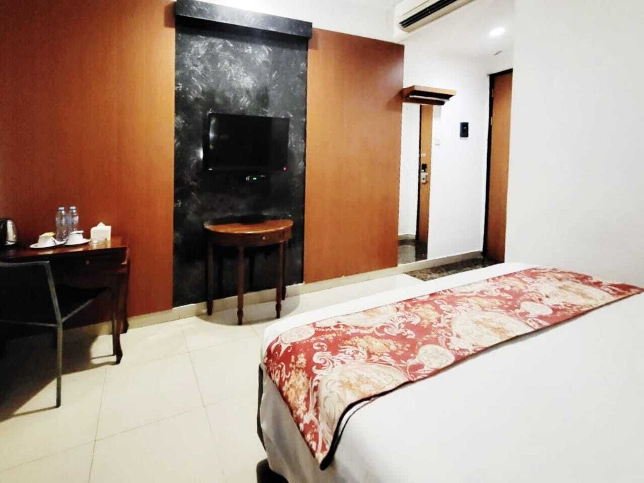 Gift card for Marilyn Hotel Serpong Gift card for Marilyn Hotel Serpong