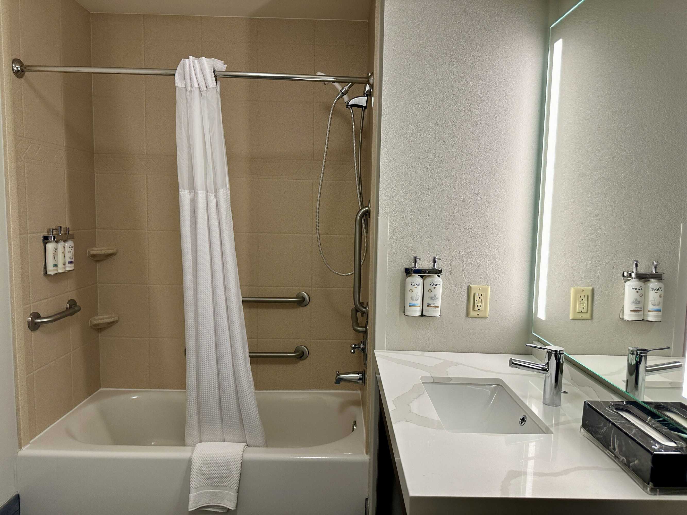 Gift card for Staybridge Suites Milwaukee West-Oconomowoc by Ihg Gift card for Staybridge Suites Milwaukee West-Oconomowoc by Ihg