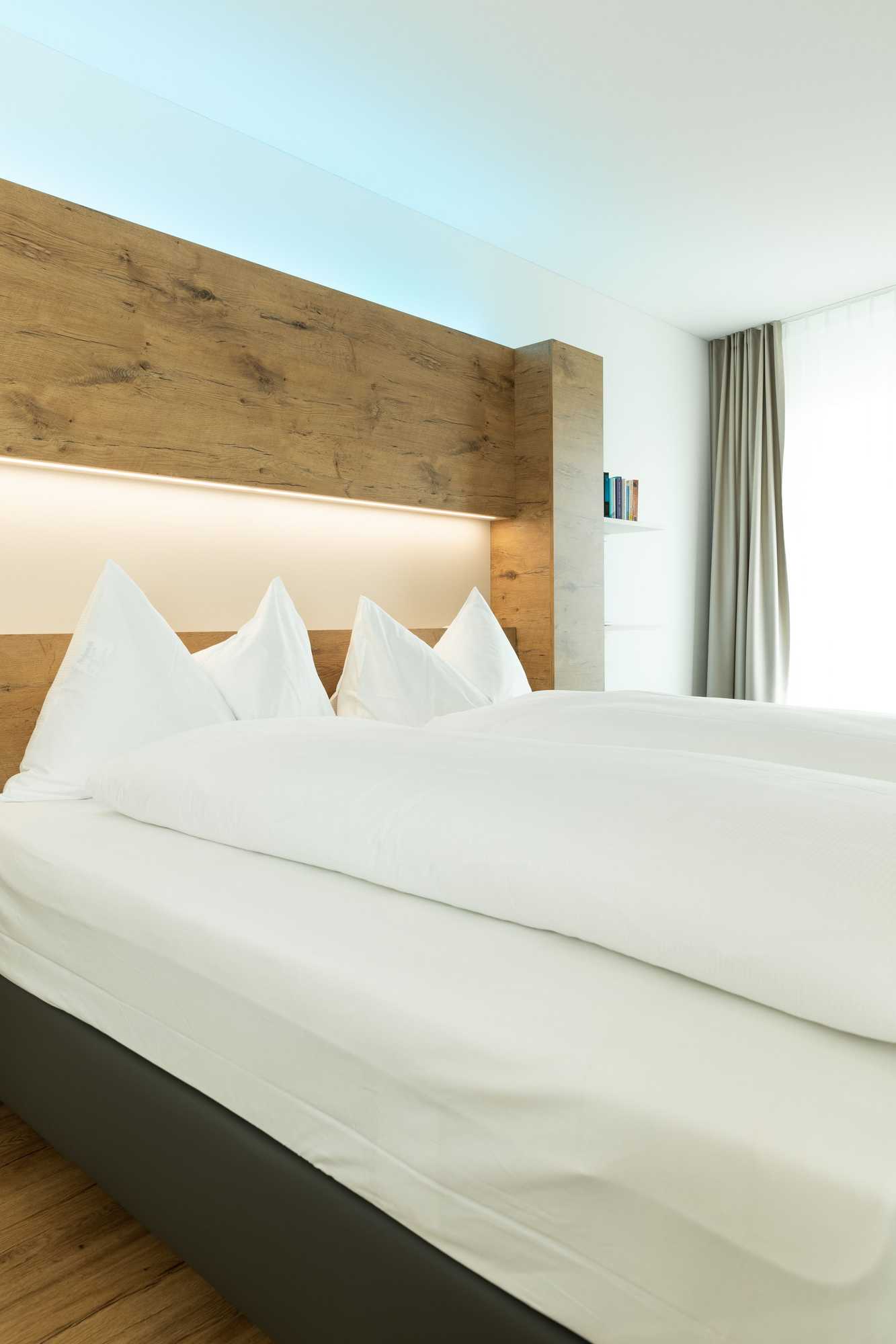 Gift card for Trip Inn Jet Hotel Zürich Airport Gift card for Trip Inn Jet Hotel Zürich Airport