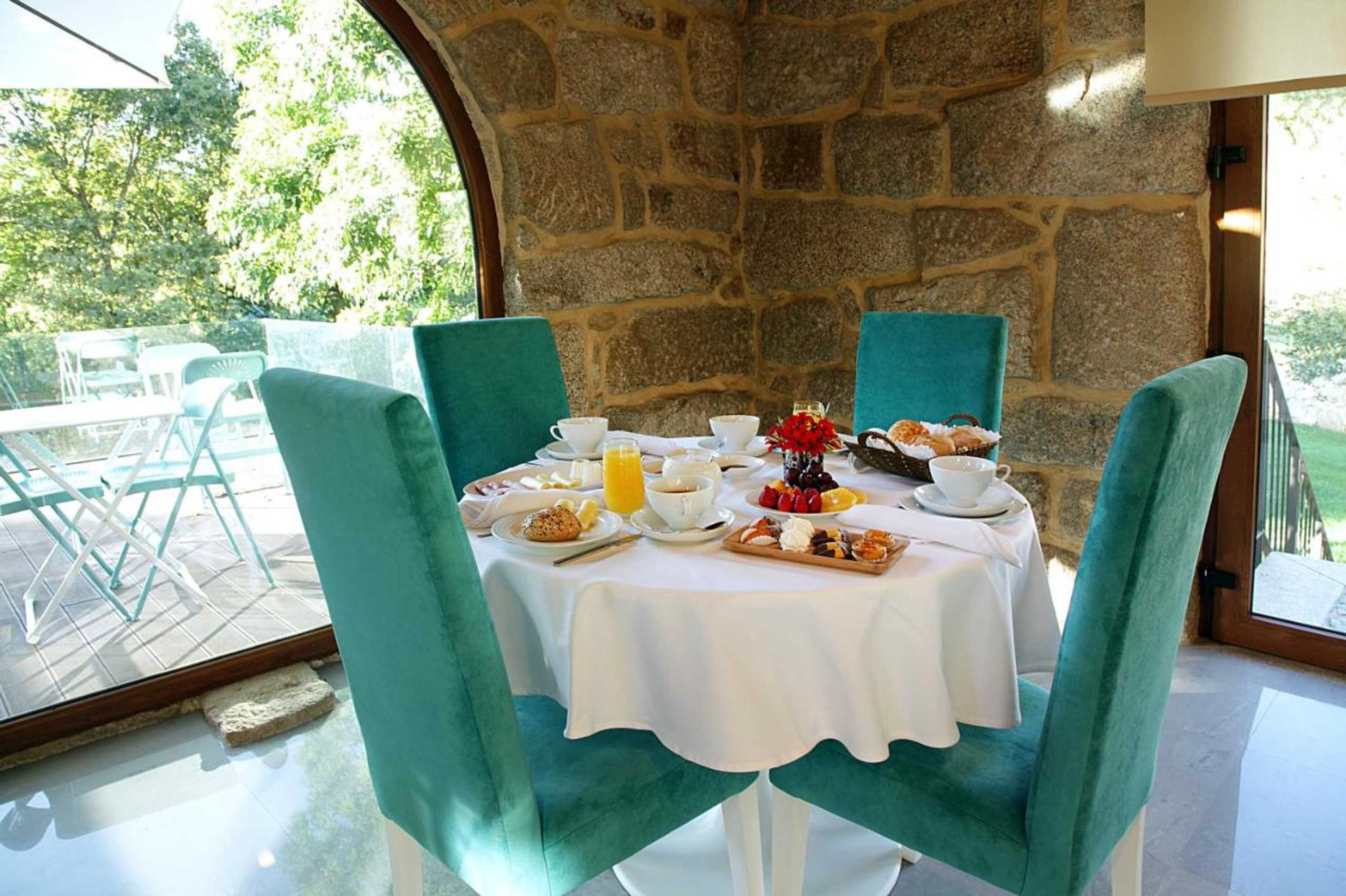 Gift card for Encosta Dos Túneis - Turismo E Lazer