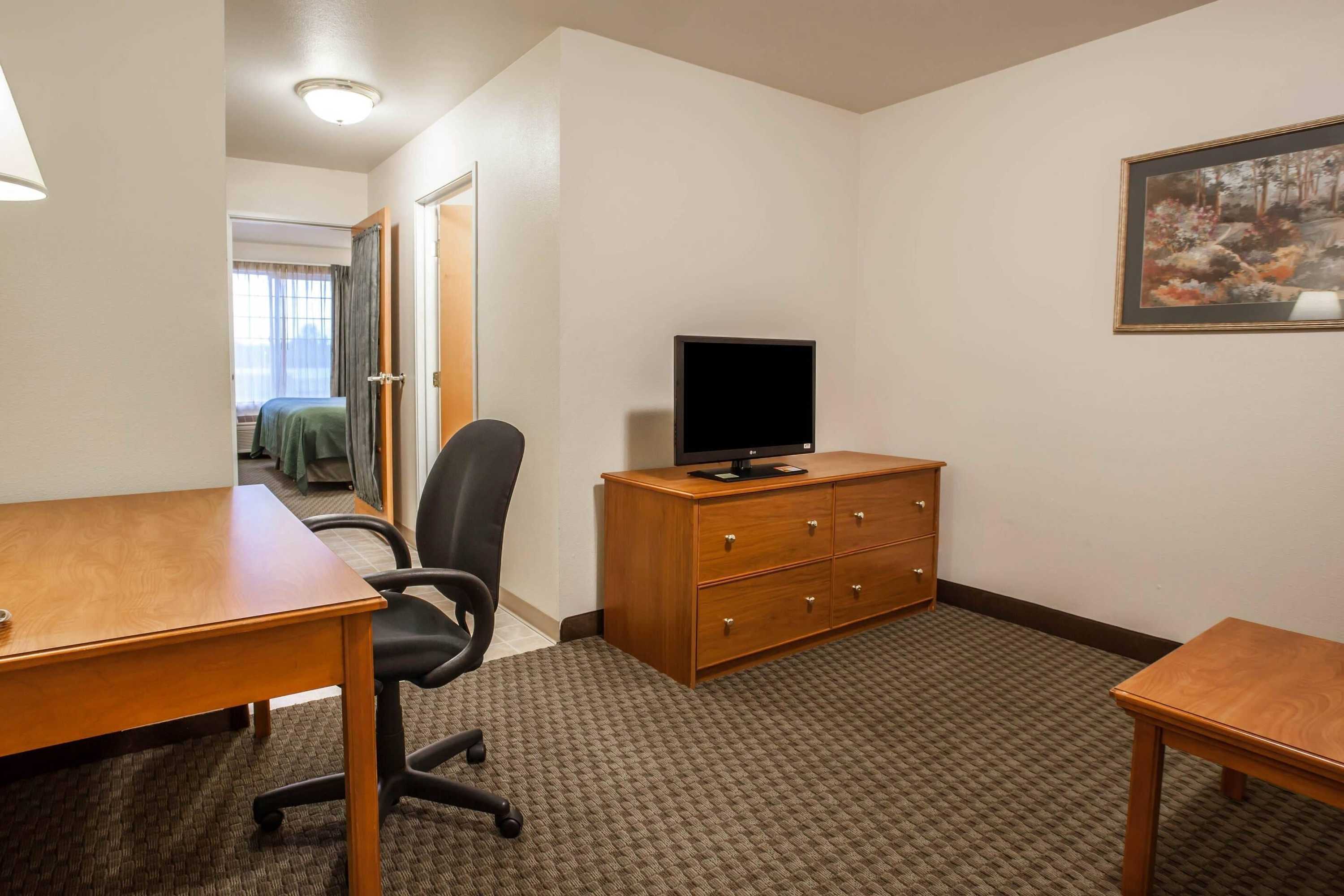 Gift card for Quality Inn & Suites Federal Way - Seattle