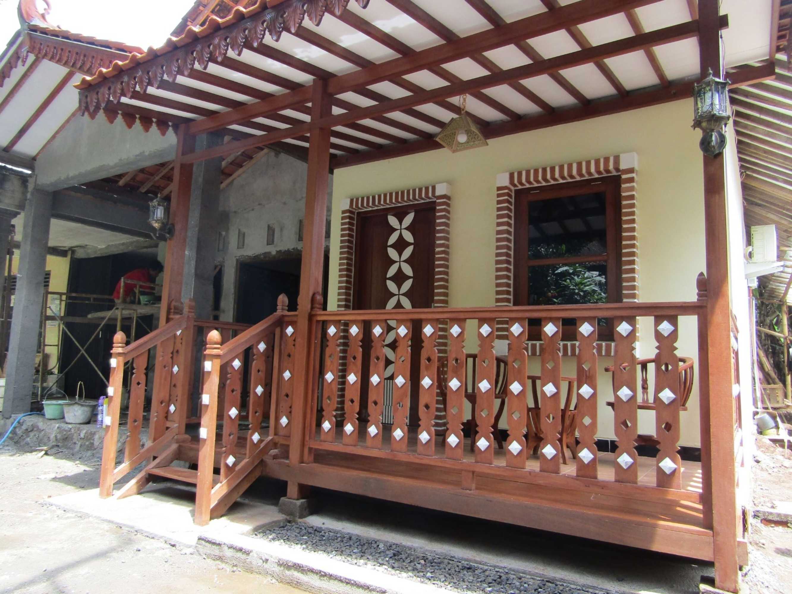 Gift card for Anang Bed & Breakfast Syariah by Ndalem Beong Gift card for Anang Bed & Breakfast Syariah by Ndalem Beong