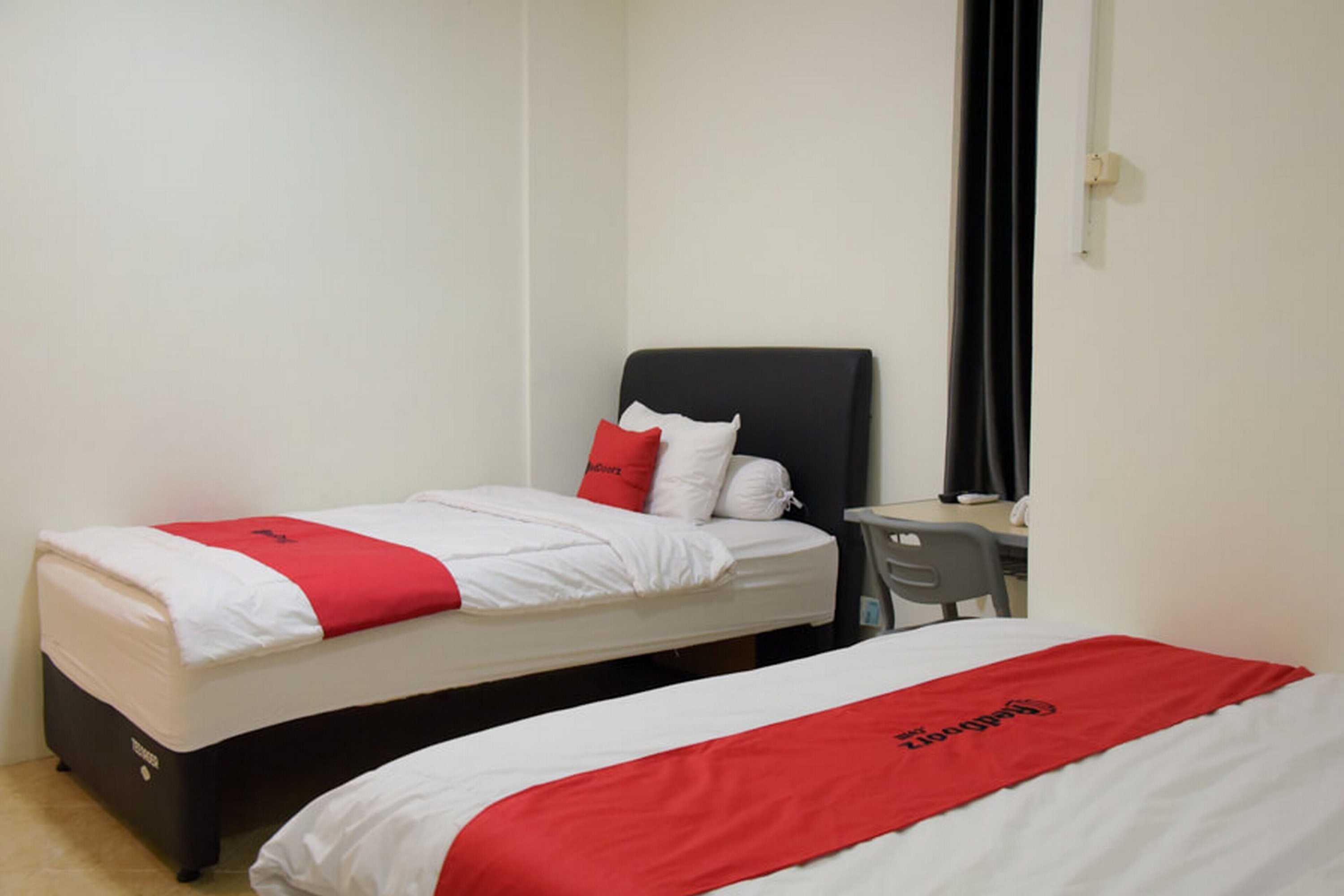 Gift card for Reddoorz Near Gor Satria Purwokerto Gift card for Reddoorz Near Gor Satria Purwokerto