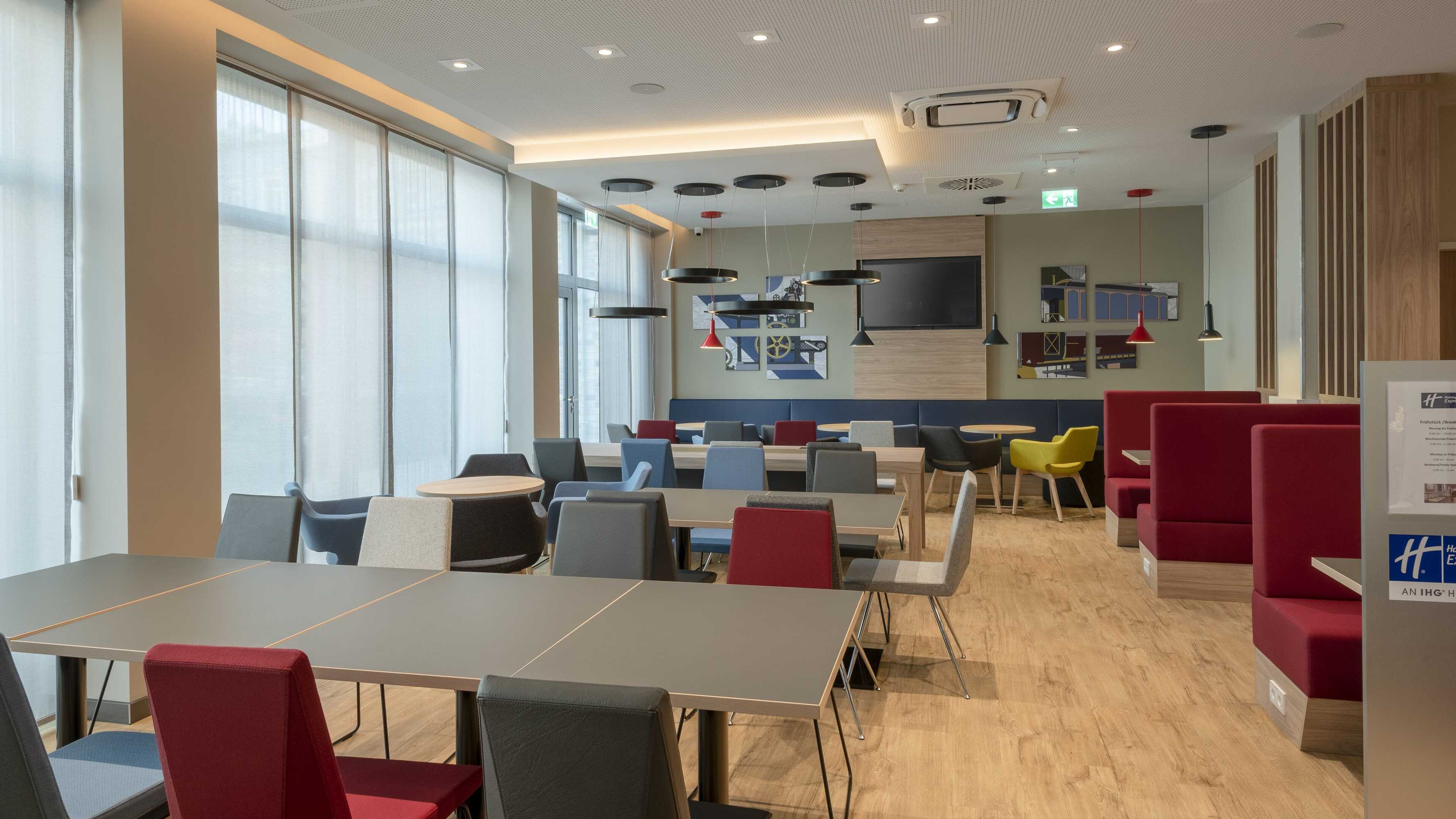 Gift card for Holiday Inn Express Offenbach by Ihg Gift card for Holiday Inn Express Offenbach by Ihg