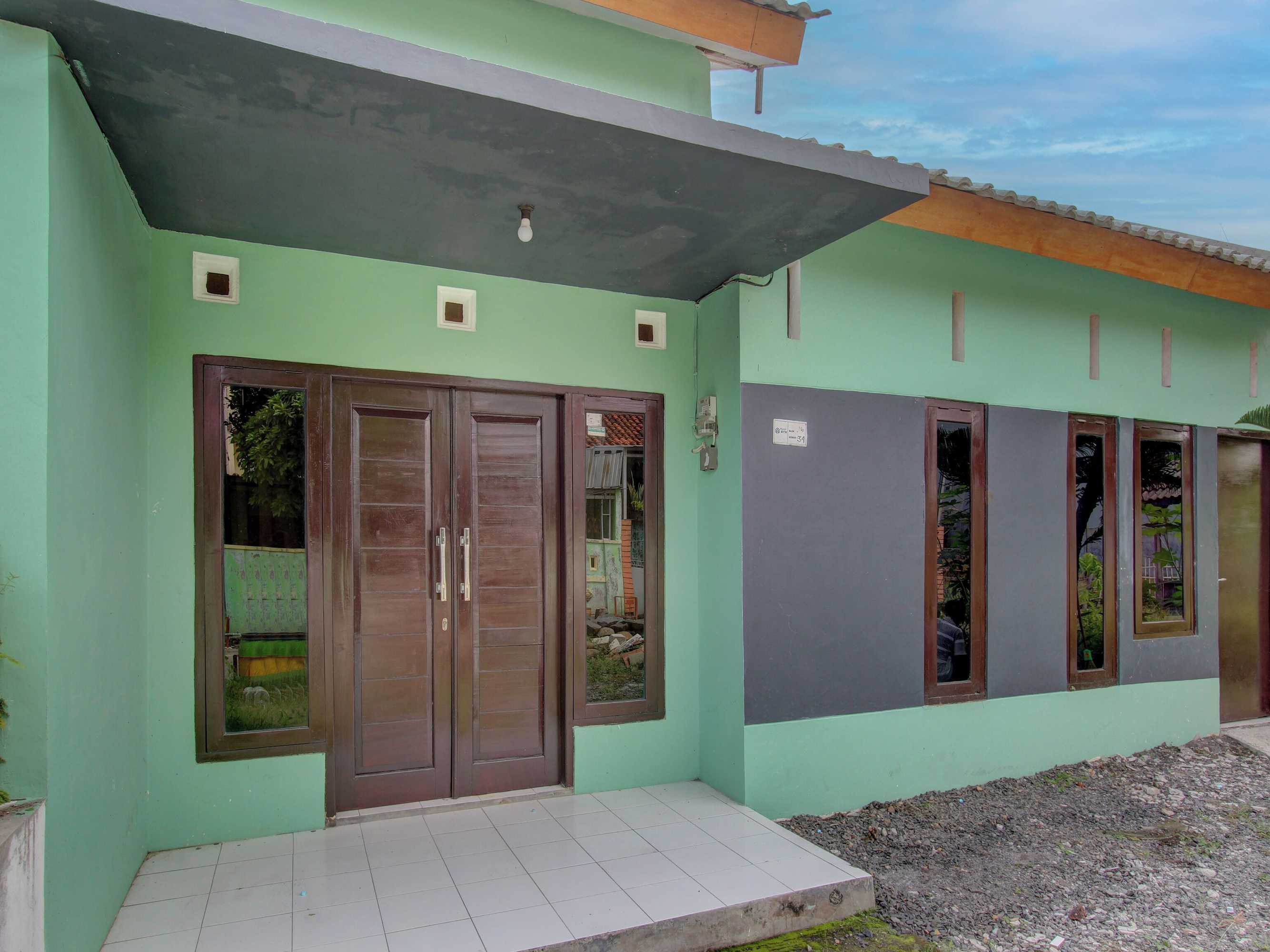 Gift card for Spot ON 92490 Casa Homestay Syariah